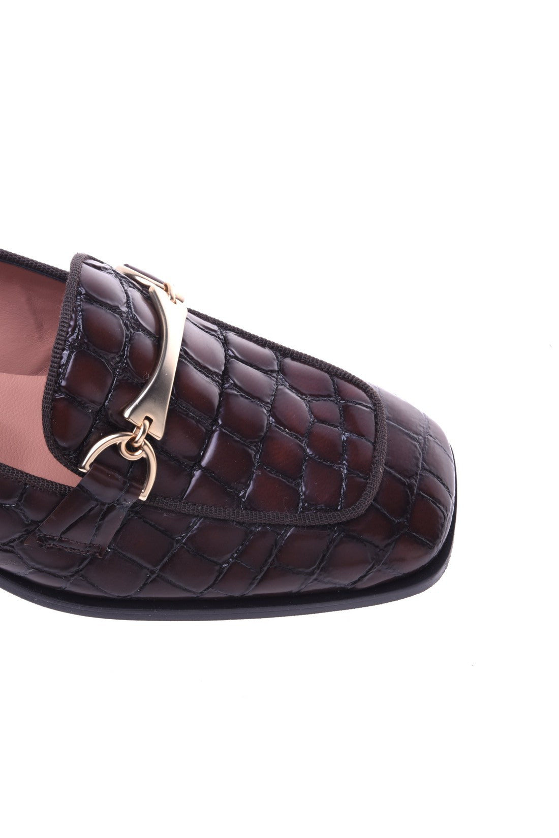 Loafer in brown with crocodile print