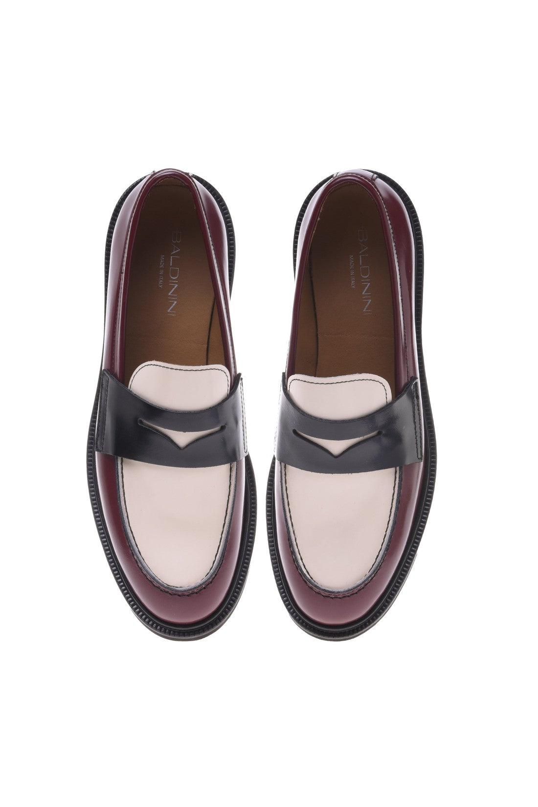 Loafer in burgundy and cream shiny calfskin