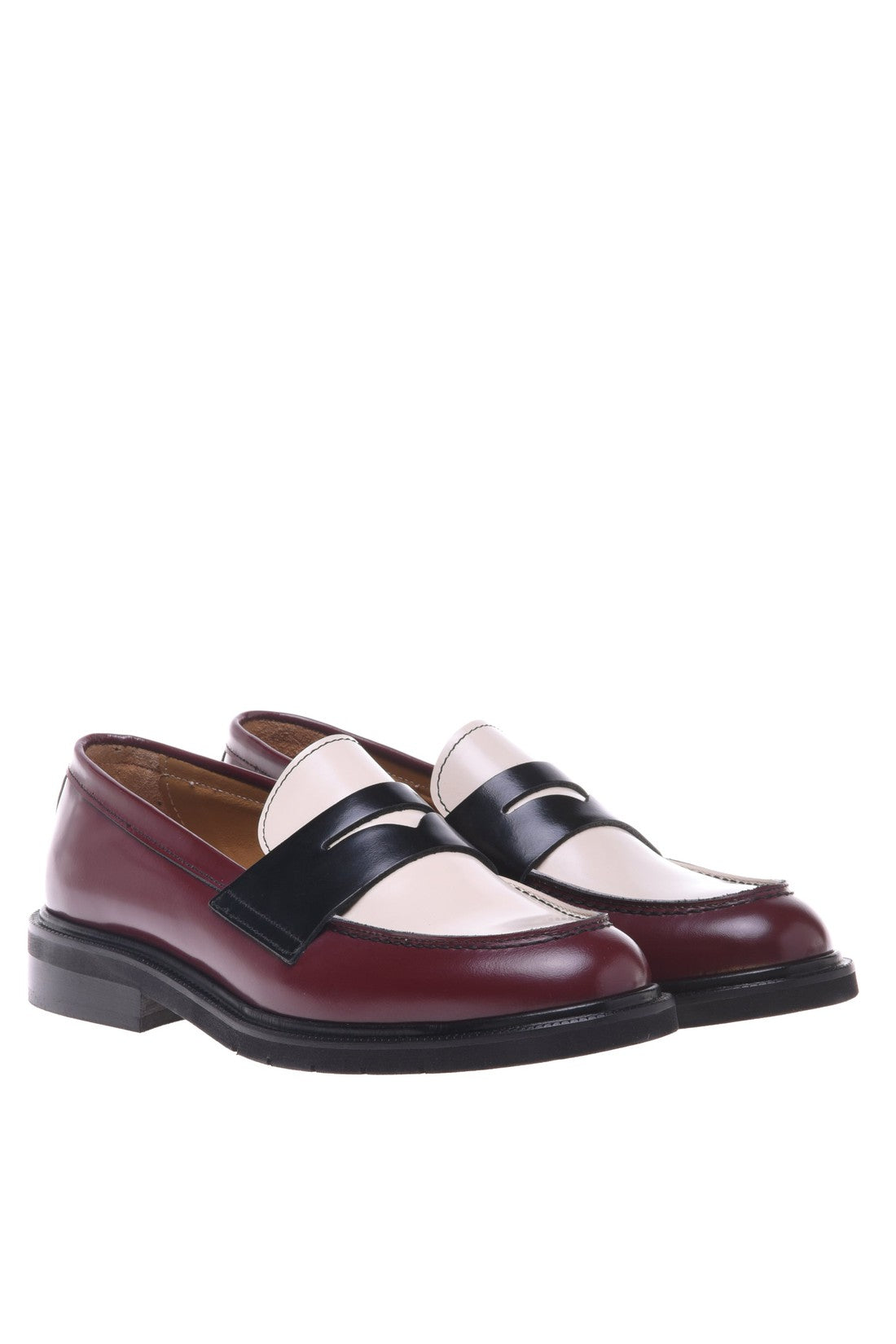 Loafer in burgundy and cream shiny calfskin