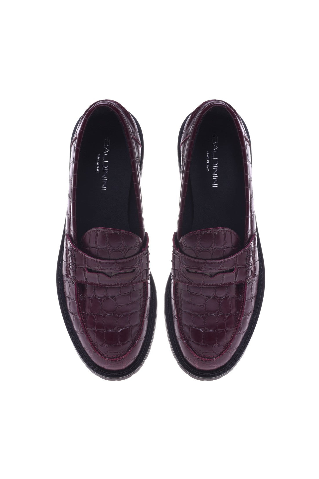 Loafer in burgundy with crocodile print