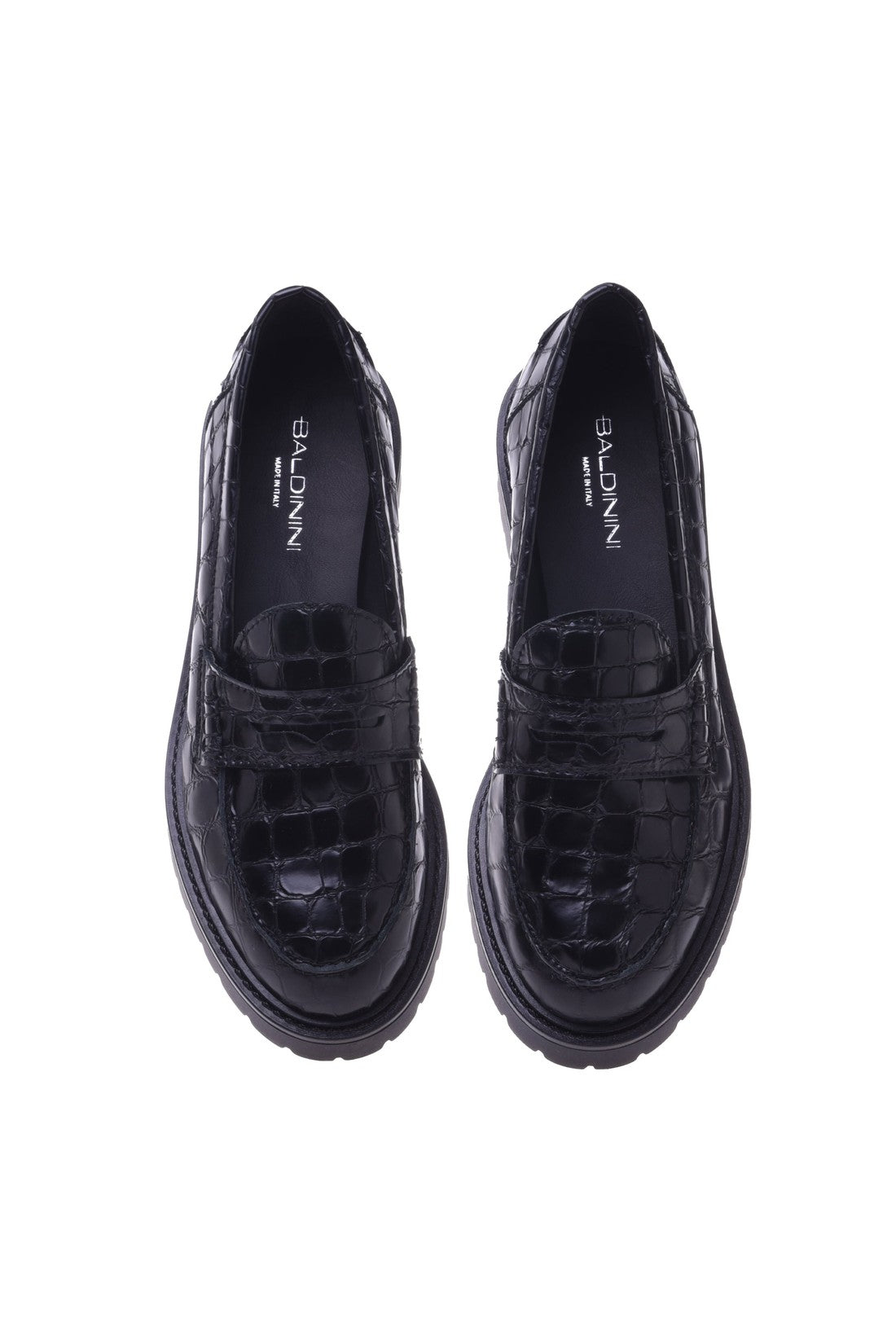 Loafers in black with crocodile print