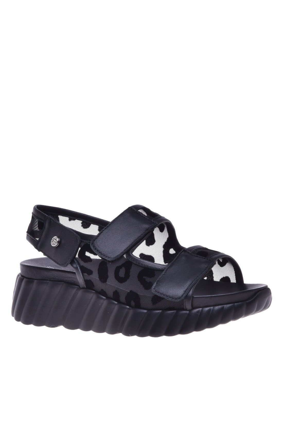 Sandal in black nappa leather and lace