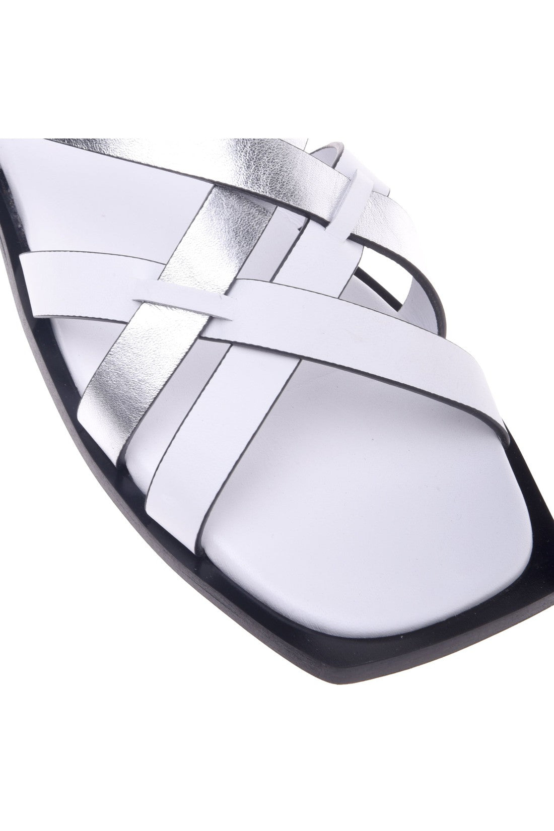 Sandal in white and silver calfskin