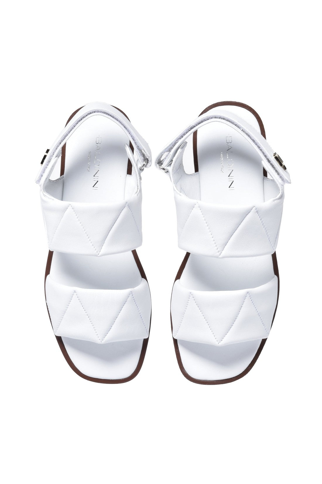 Sandal in white quilted leather