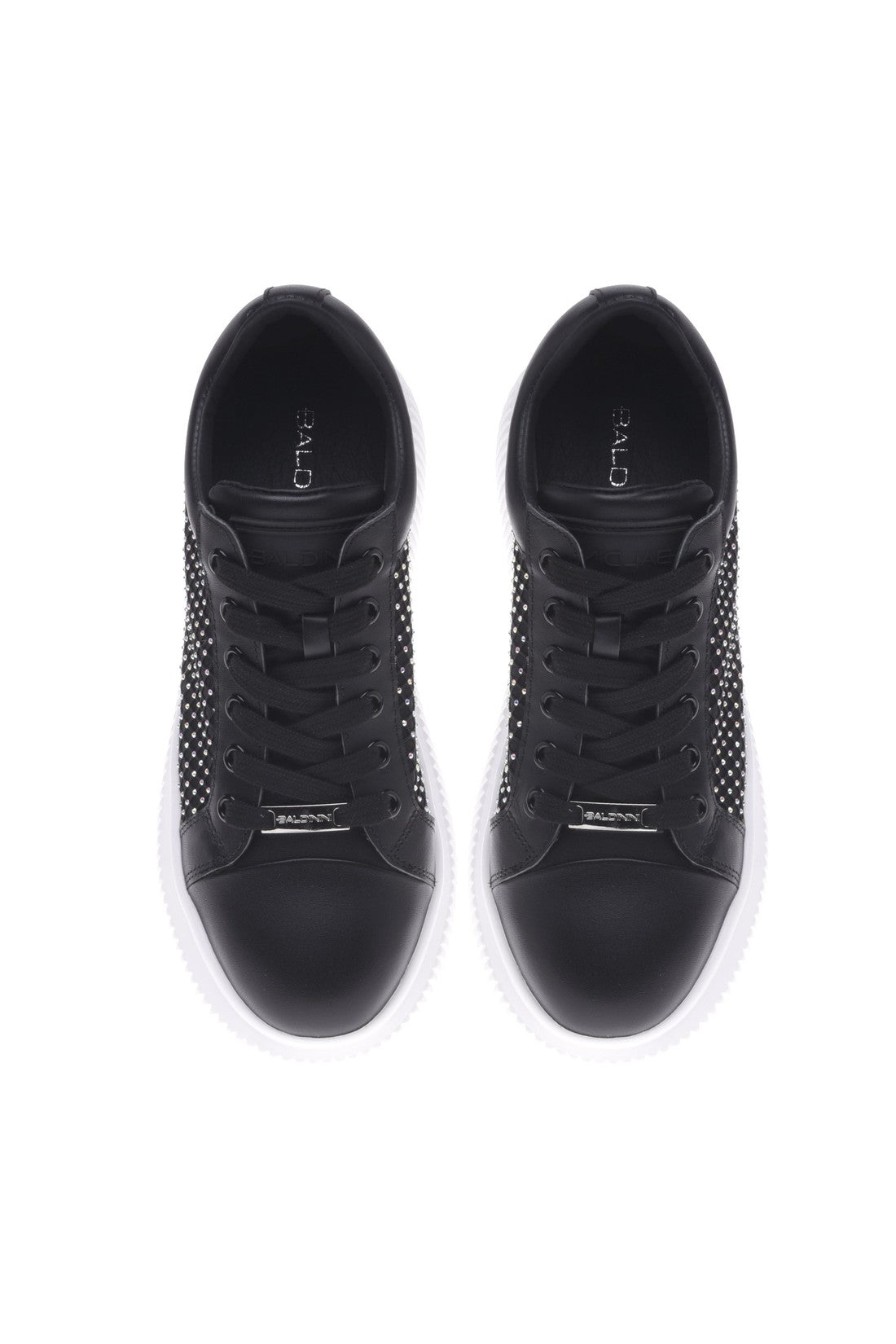 Sneaker in black calfskin with mesh