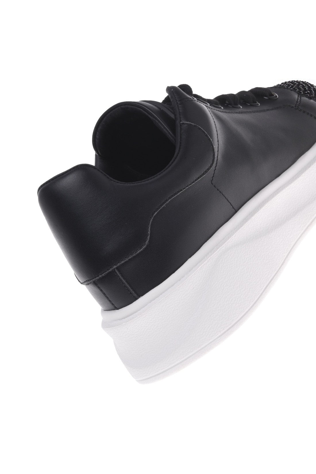Sneaker in black calfskin with rhinestones