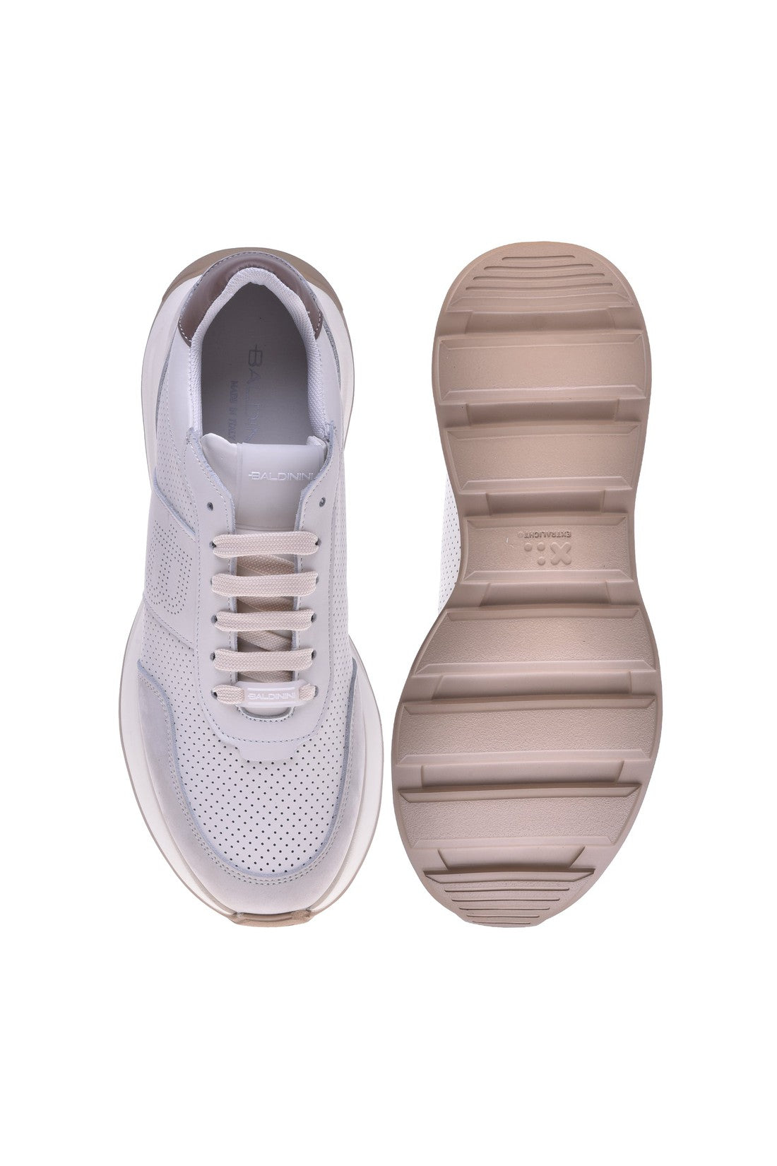 Sneaker in cream perforated calfskin