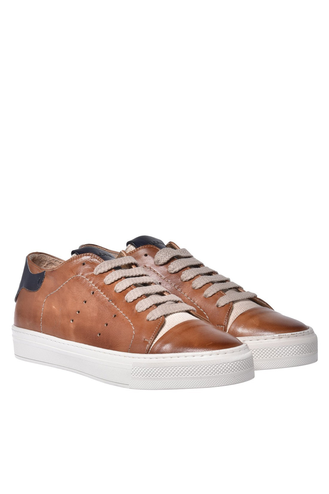 Sneaker in tan calfskin and canvas