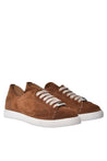 Sneaker in tan leather suede
