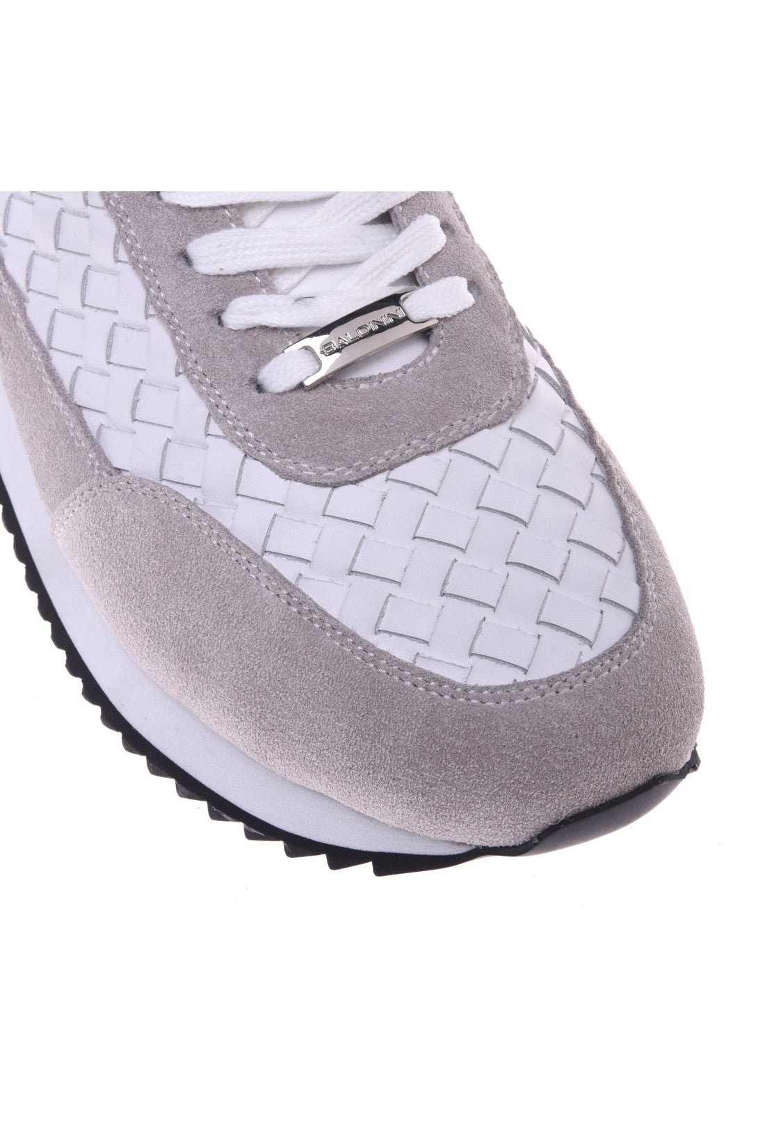 Sneaker in white woven leather