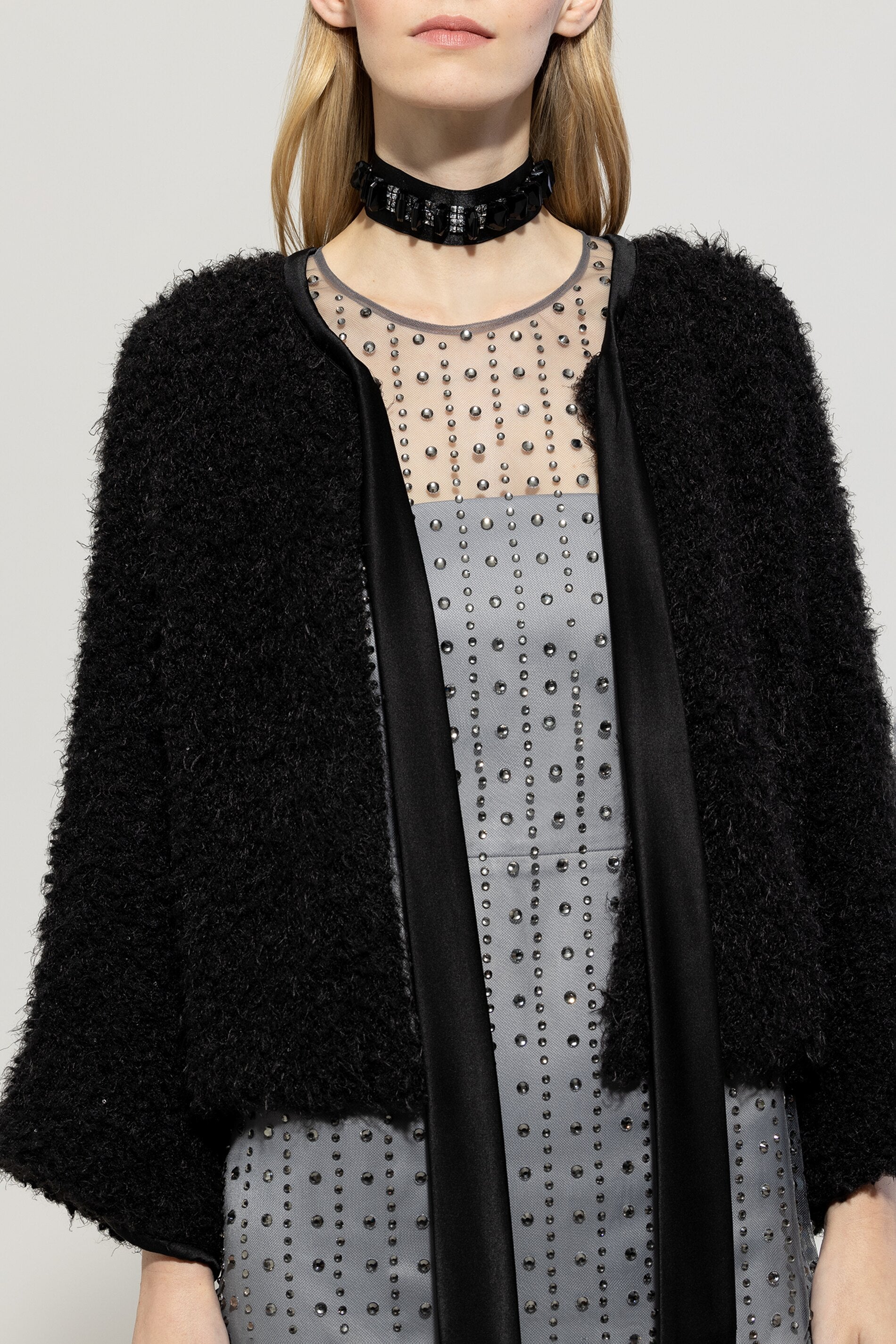 Luisa Cerano-Band mit Schmucksteinen-Accessoires-Black-Deal-Outlet-by-ARCHIVIST