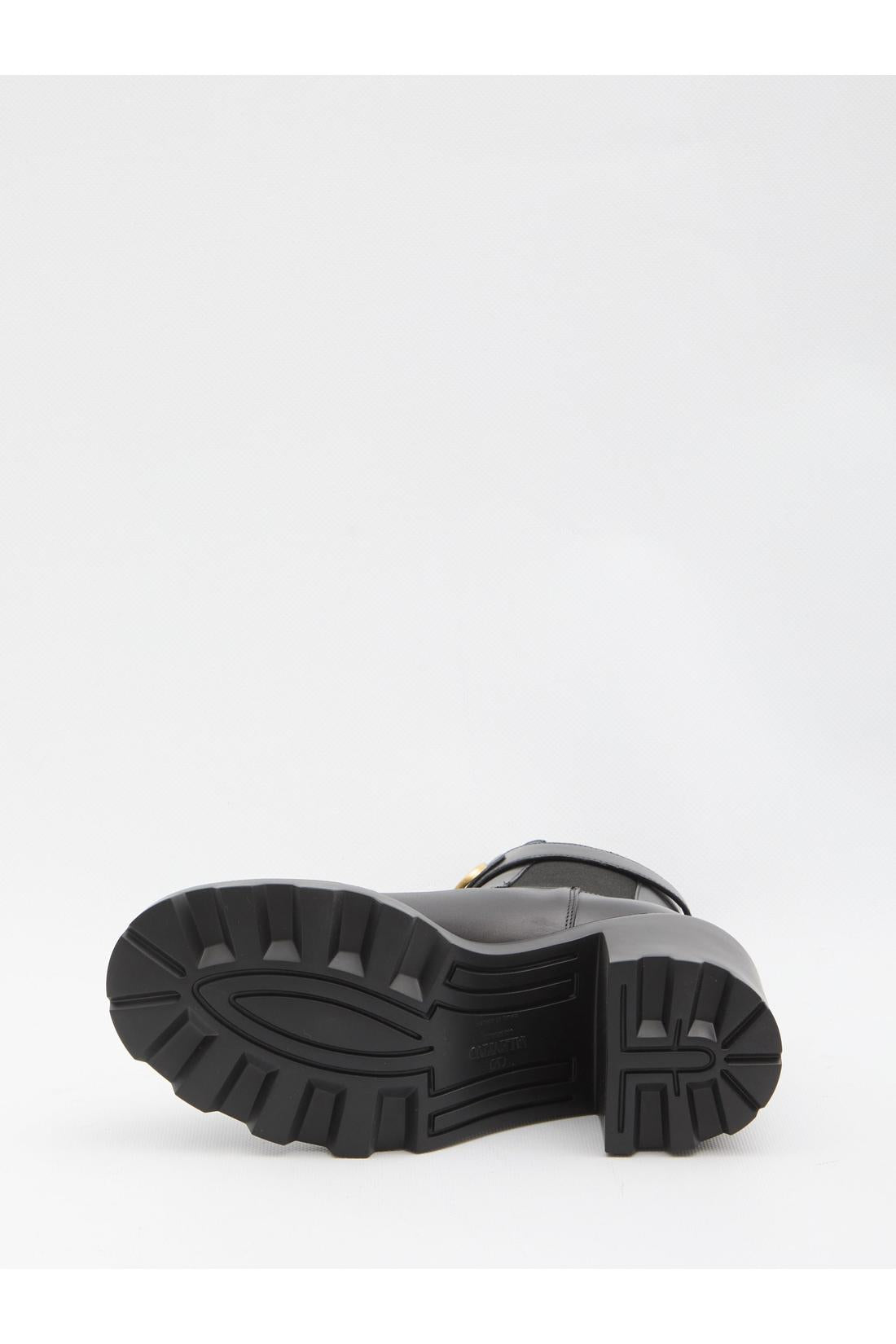 Valentino Garavani-OUTLET-SALE-Beatle VLogo Signature boots-ARCHIVIST