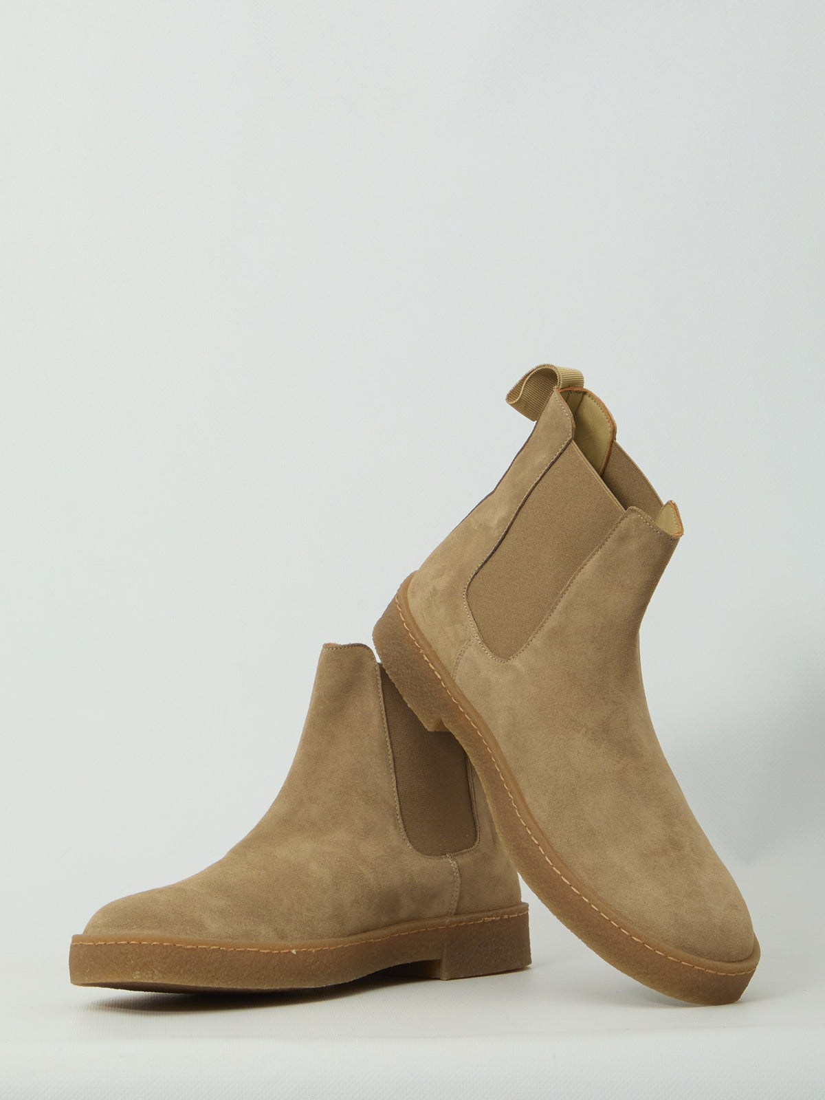 Common Projects-OUTLET-SALE-Beige suede Chelsea boots-ARCHIVIST