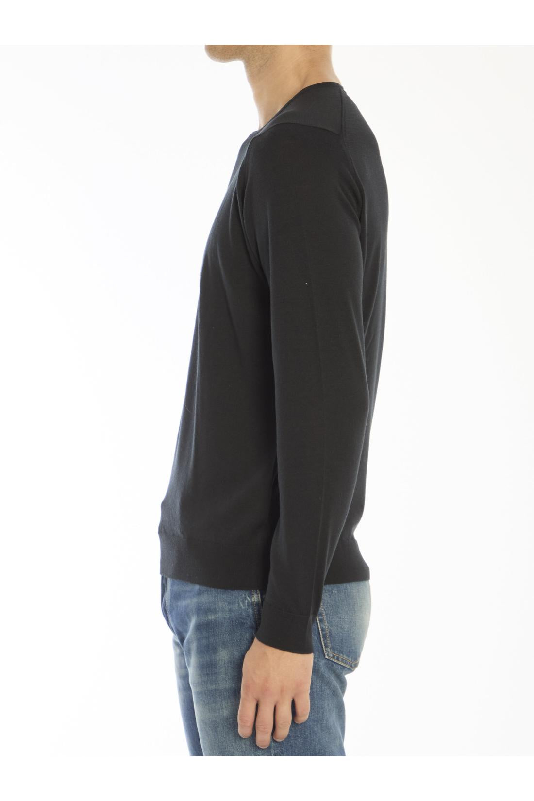 John Smedley-OUTLET-SALE-Black Lundy sweater-ARCHIVIST