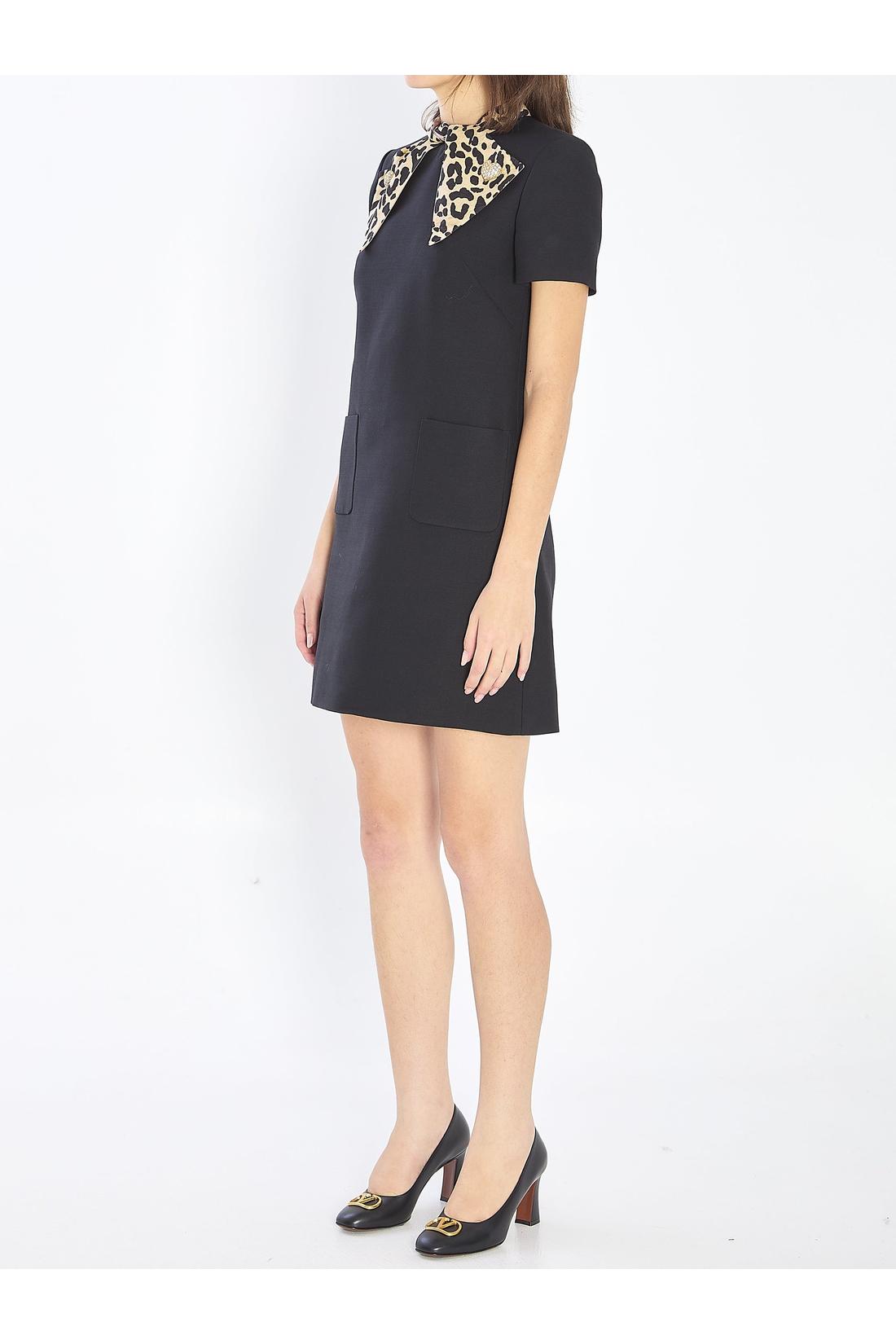 valentino dress sale Valentino Garavani OUTLET | Bow dress in couture crepe im SALE
