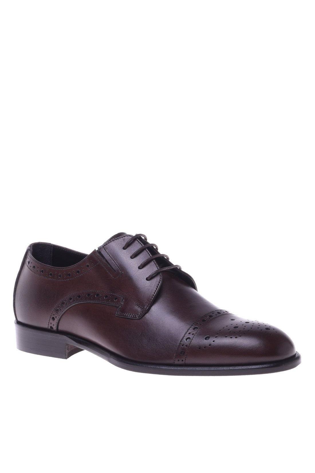 Brown calfskin derby