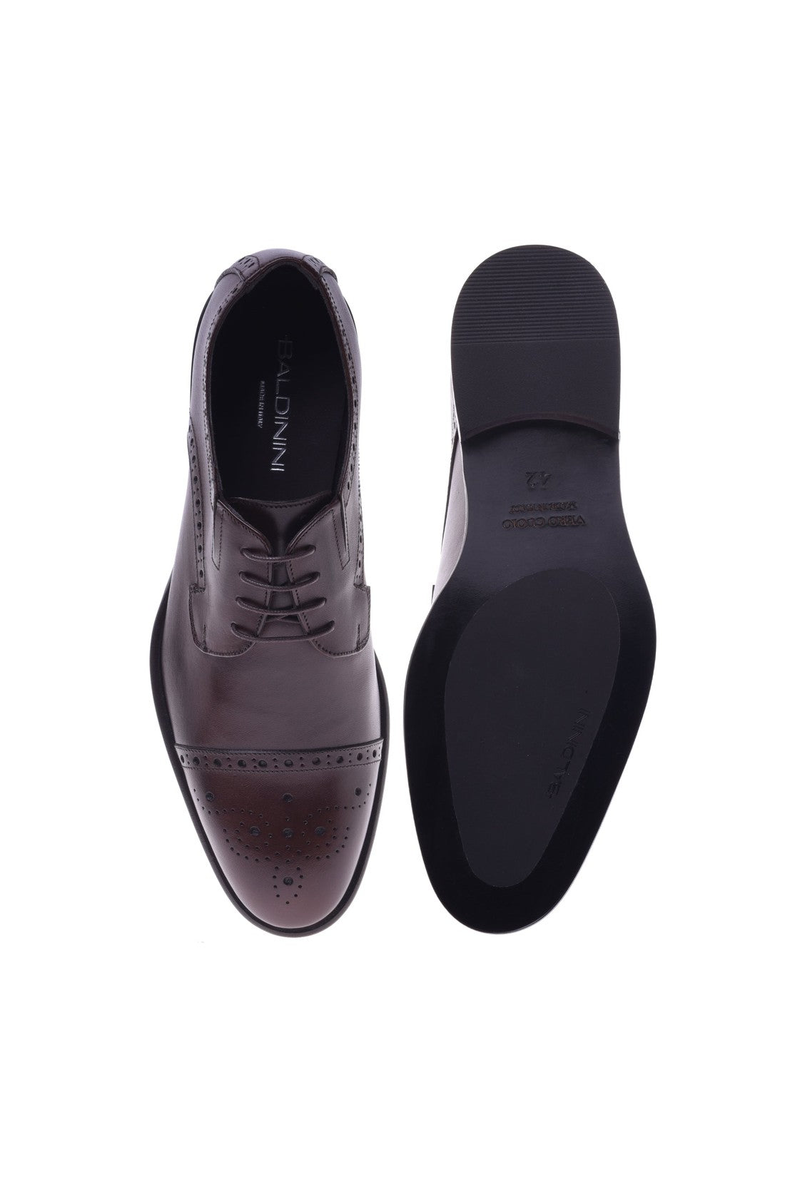 Brown calfskin derby