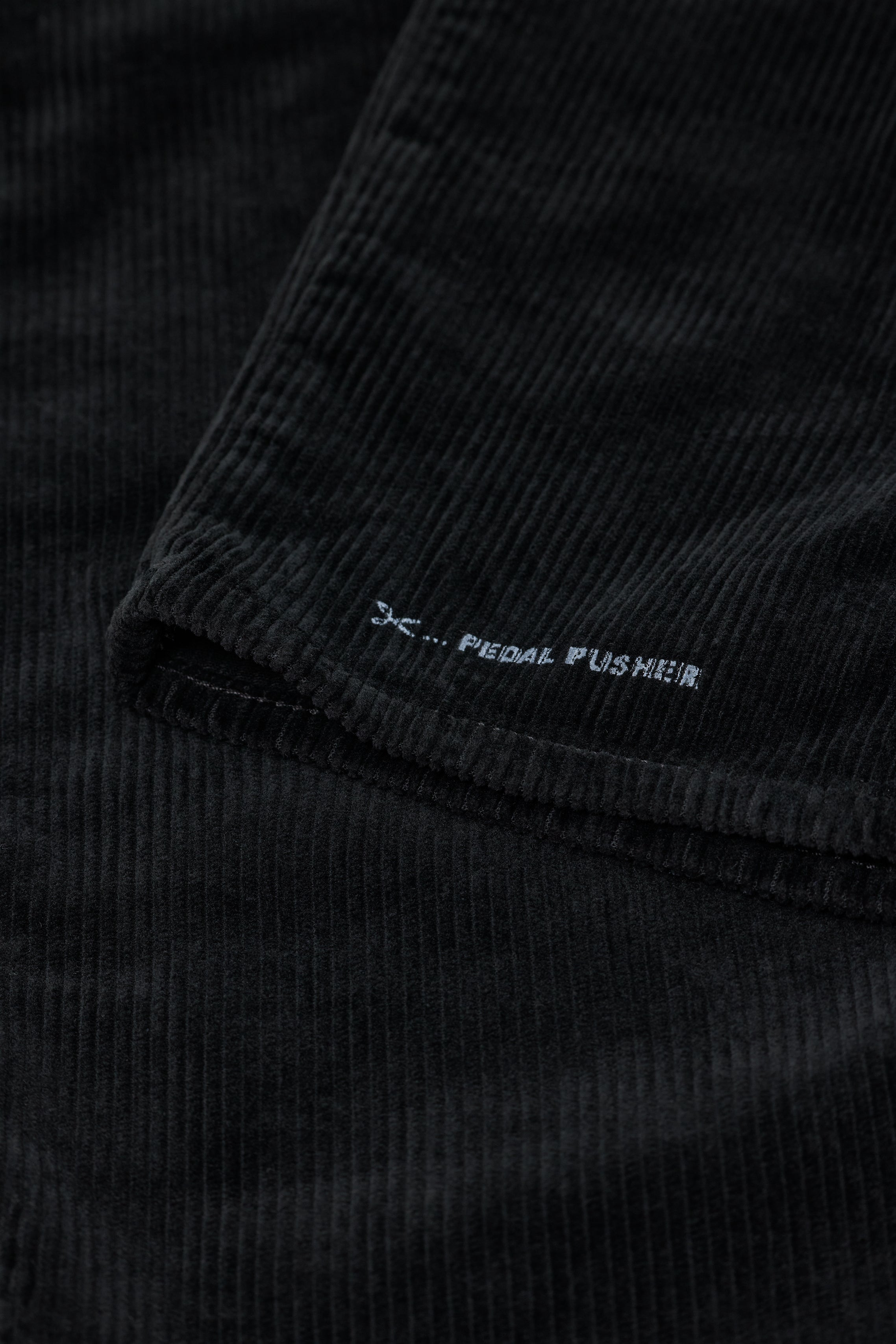 PEDAL PUSHER
