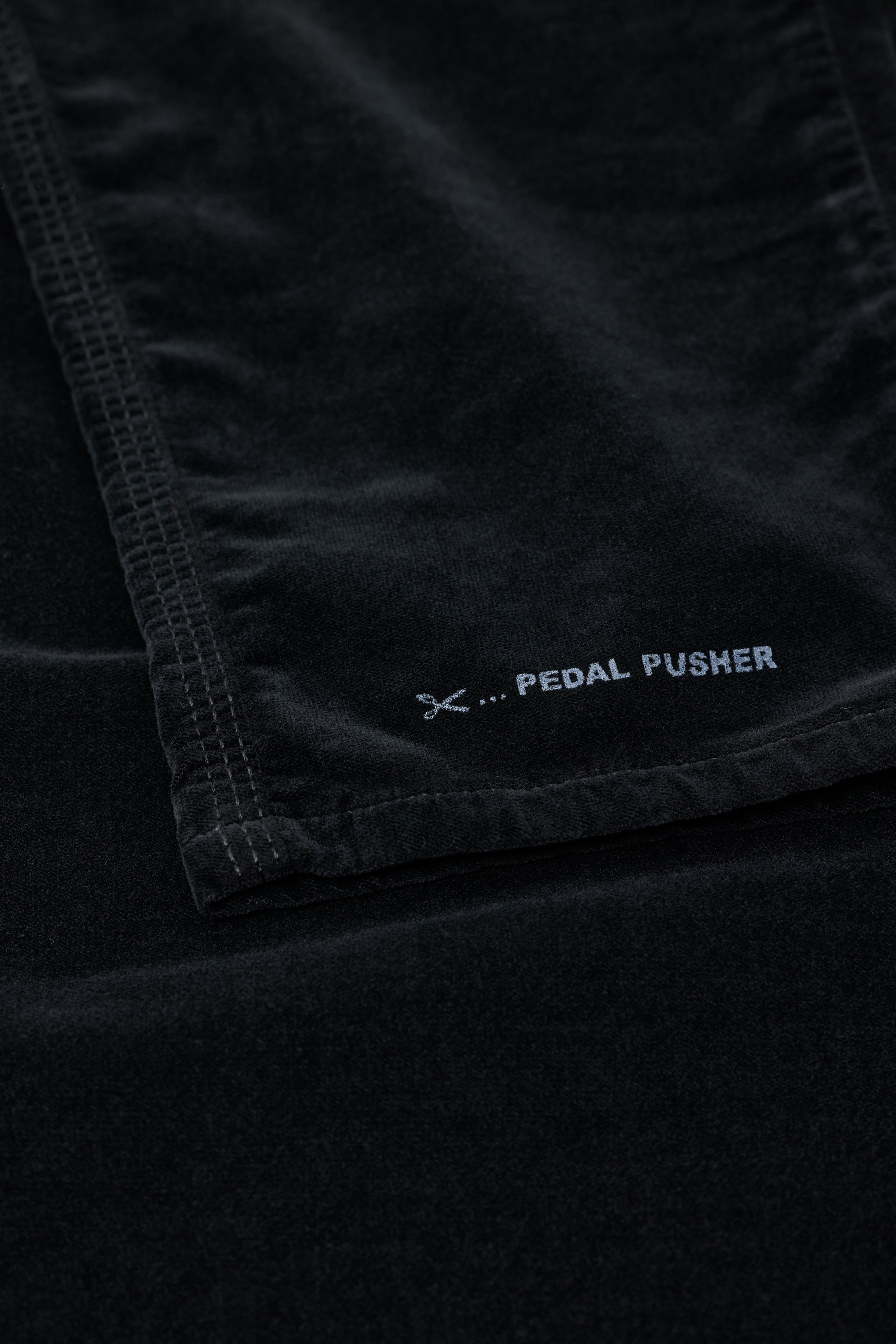 PEDAL PUSHER