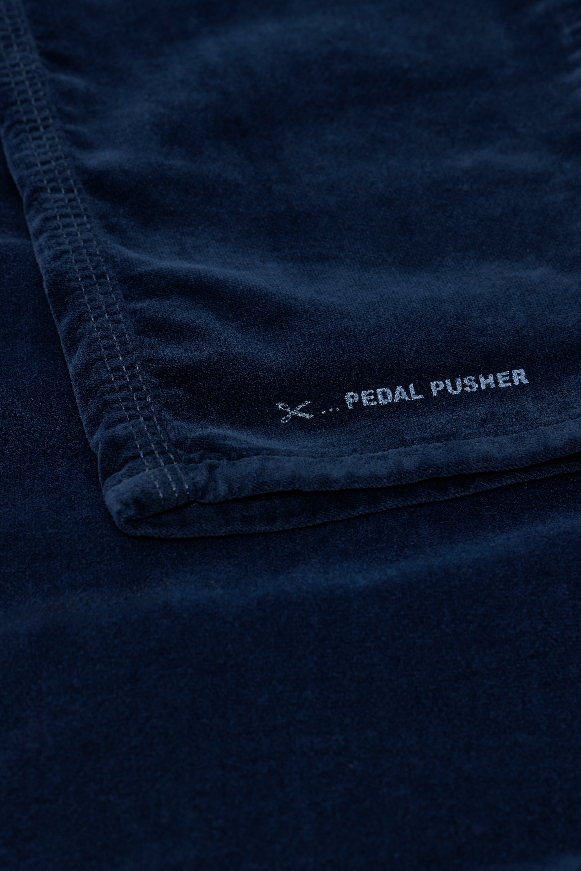 PEDAL PUSHER