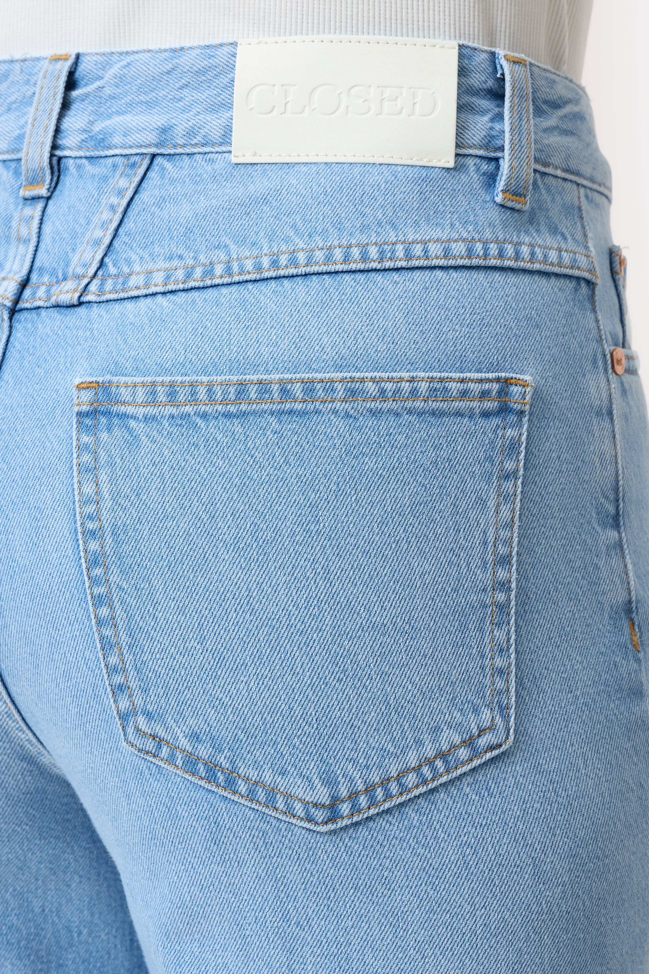 GLOW-UP-Jeans-Closed-ARCHIVIST