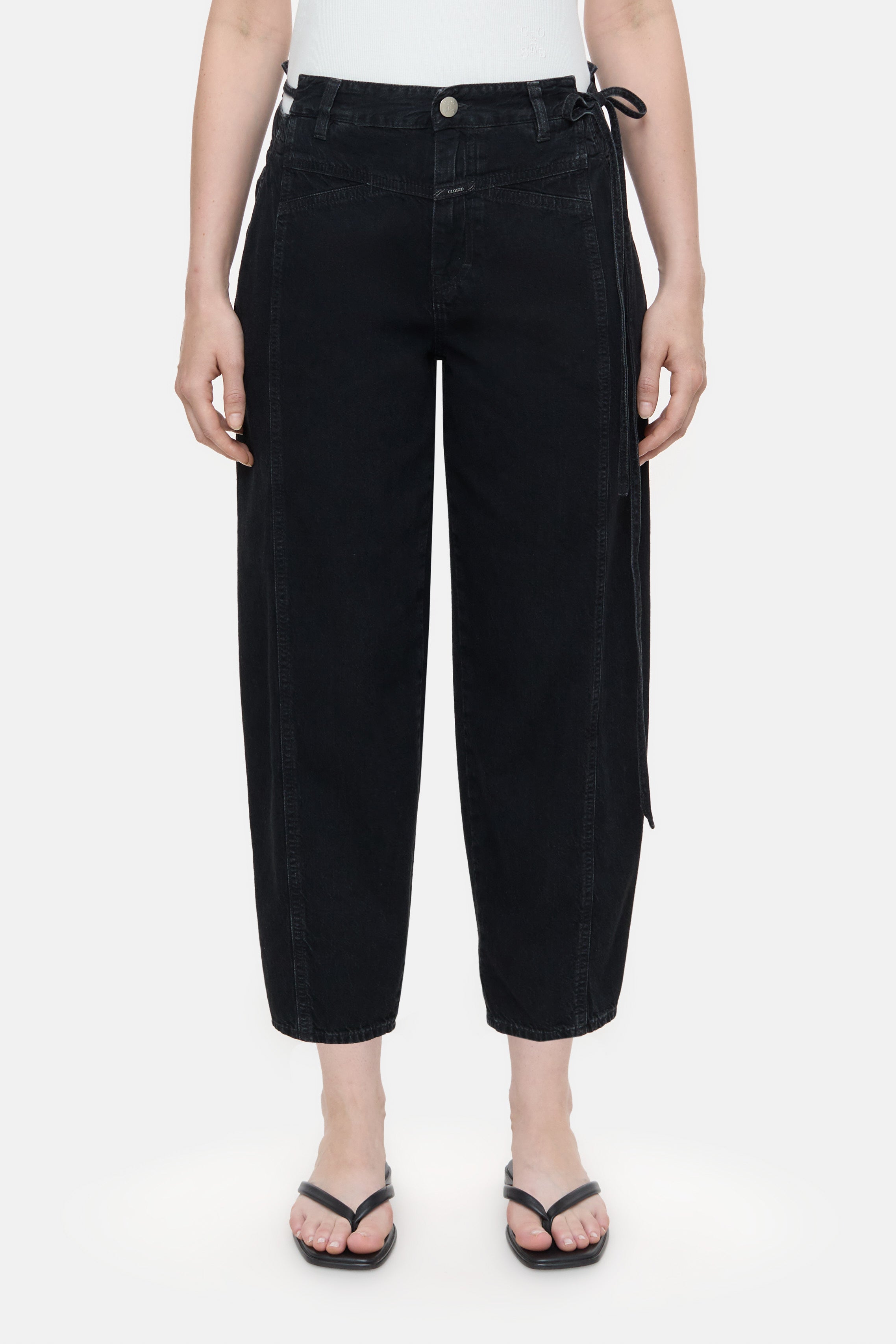 MADDI-X-Jeans-Closed-23-BLACK-32-ARCHIVIST