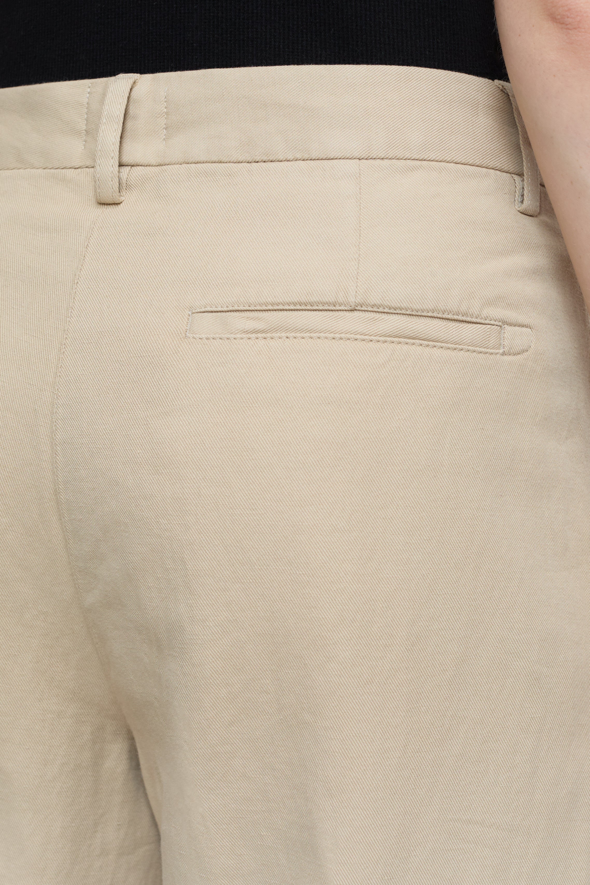 RUTHY-Hosen-Closed-ARCHIVIST