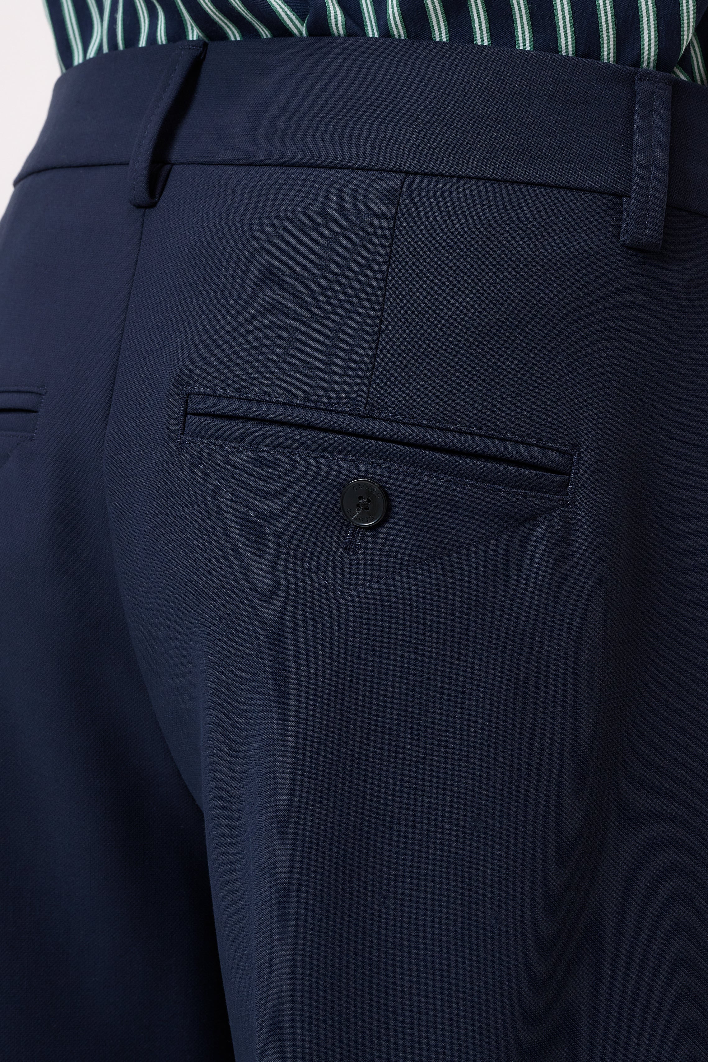 JURDY-Hosen-Closed-ARCHIVIST