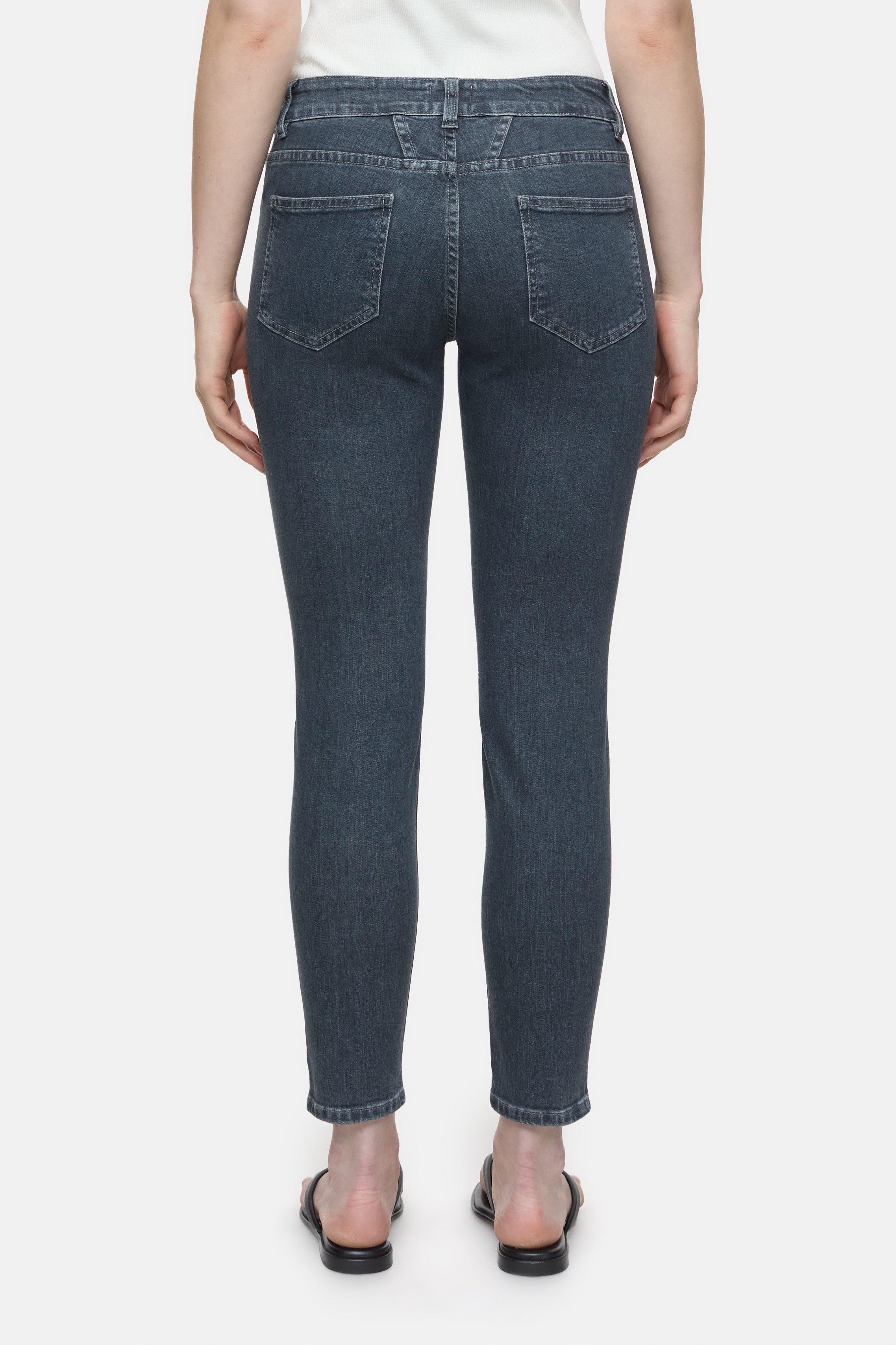 Closed-BAKER-Jeans-Black-Deal-Outlet-by-ARCHIVIST