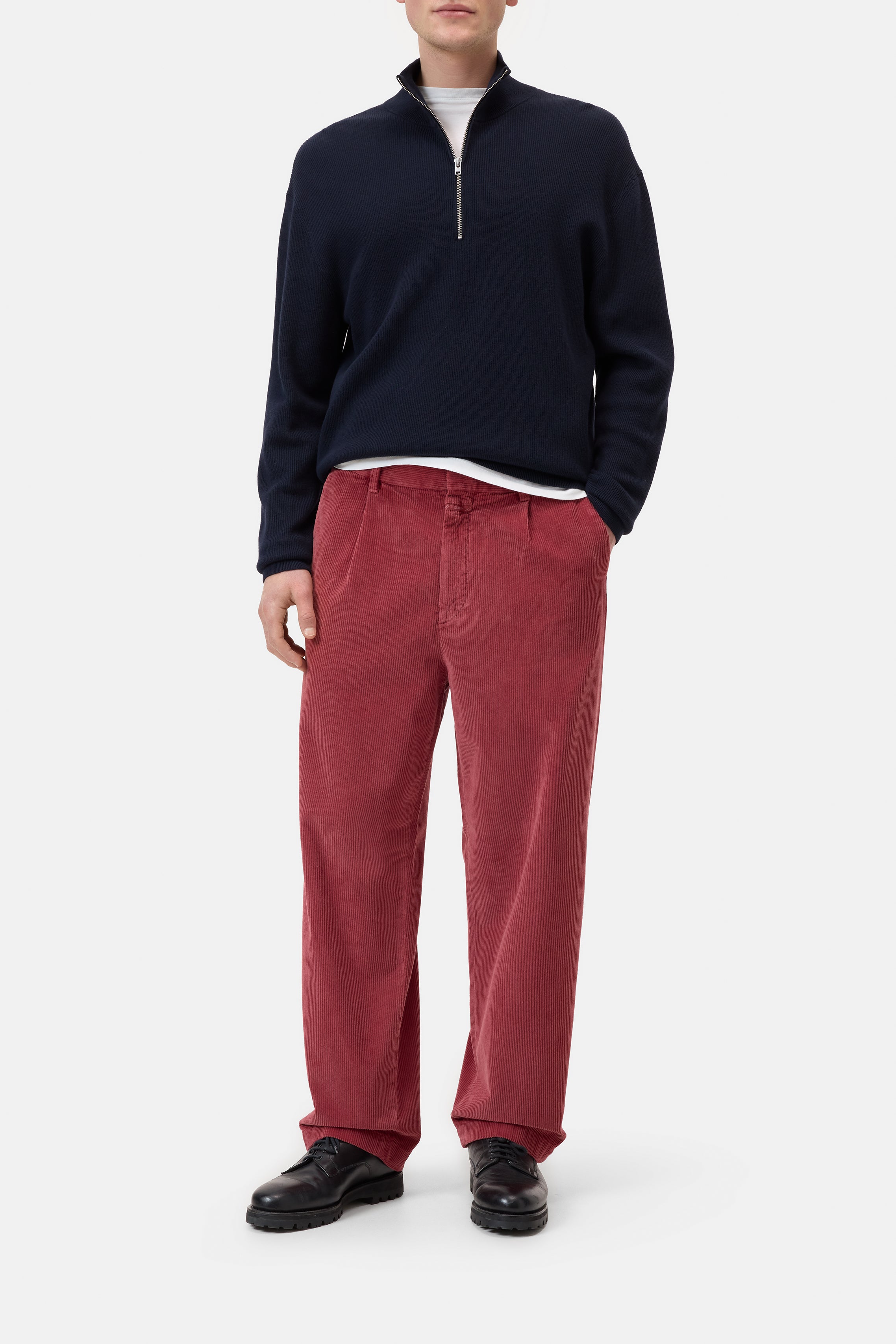 BLOMBERG STRAIGHT