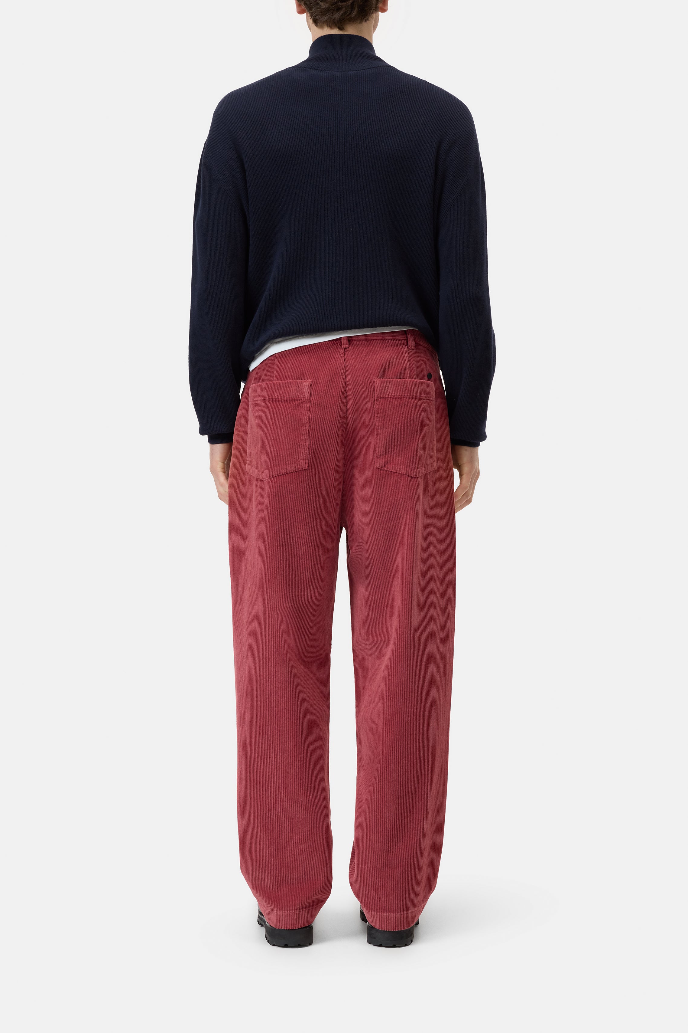 BLOMBERG STRAIGHT