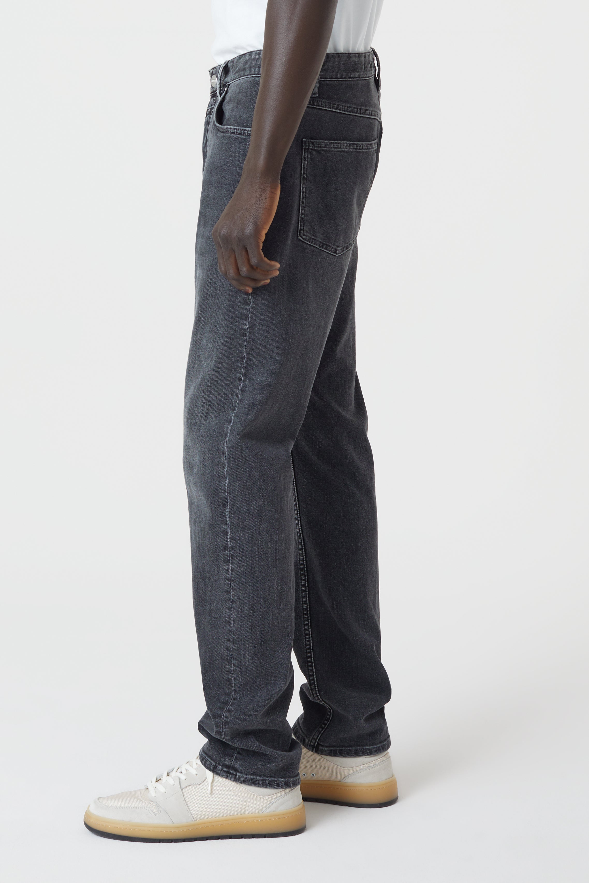 CLOSED-STYLE NAME OAKLAND STRAIGHT JEANS-ARCHIVE-SALE-OUTLET-Lagerverkauf-Jeans-ARCHIVIST