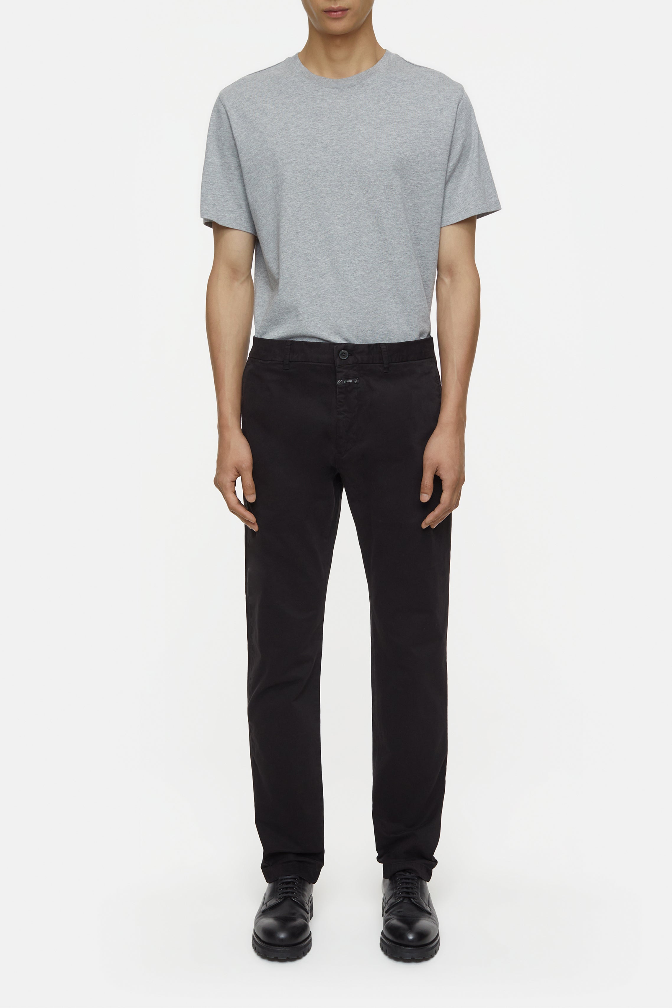 CLIFTON SLIM CHINO