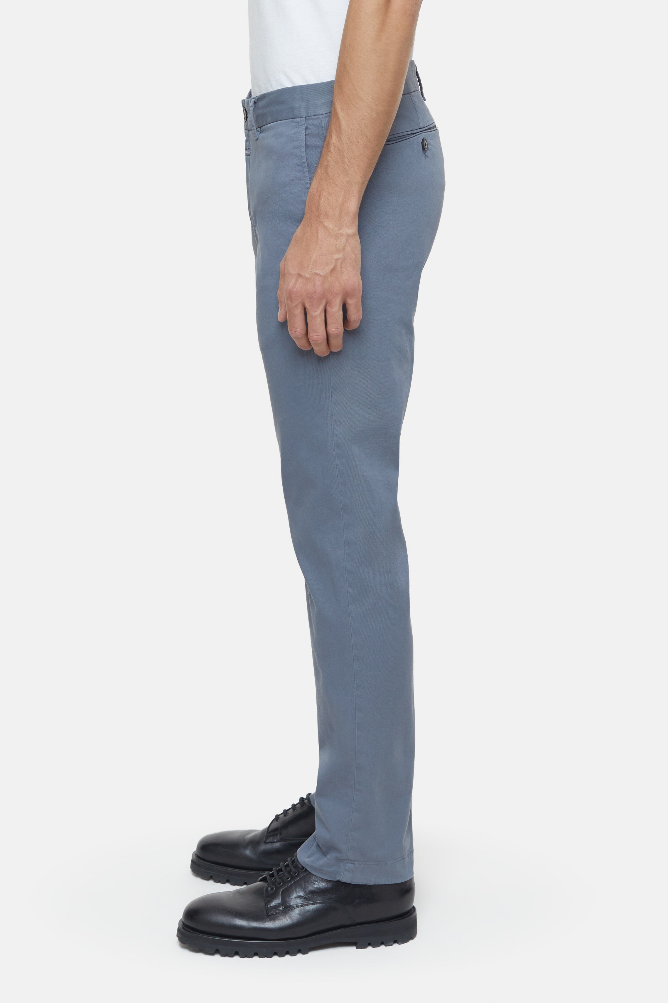 A-Hosen-Black-Deal-Outlet-by-ARCHIVIST