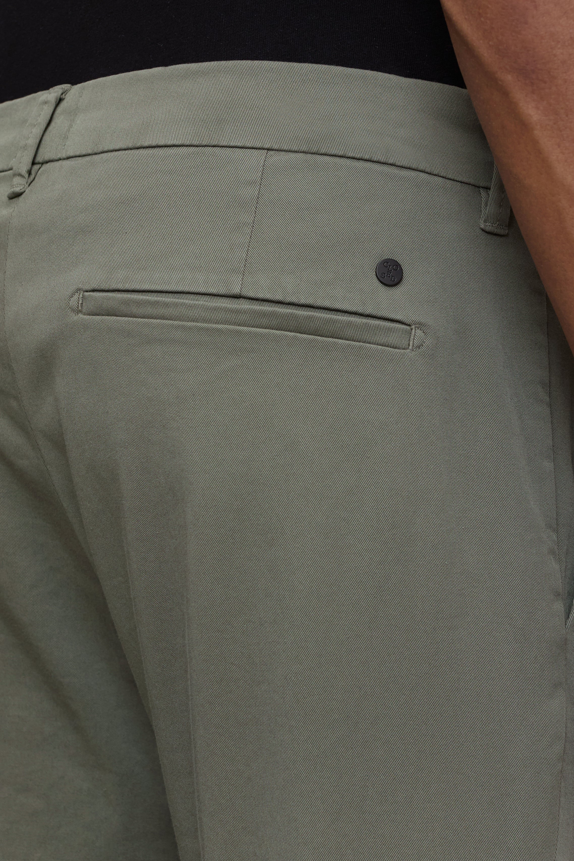 CLIFTON TRUE-Hosen-Closed-ARCHIVIST