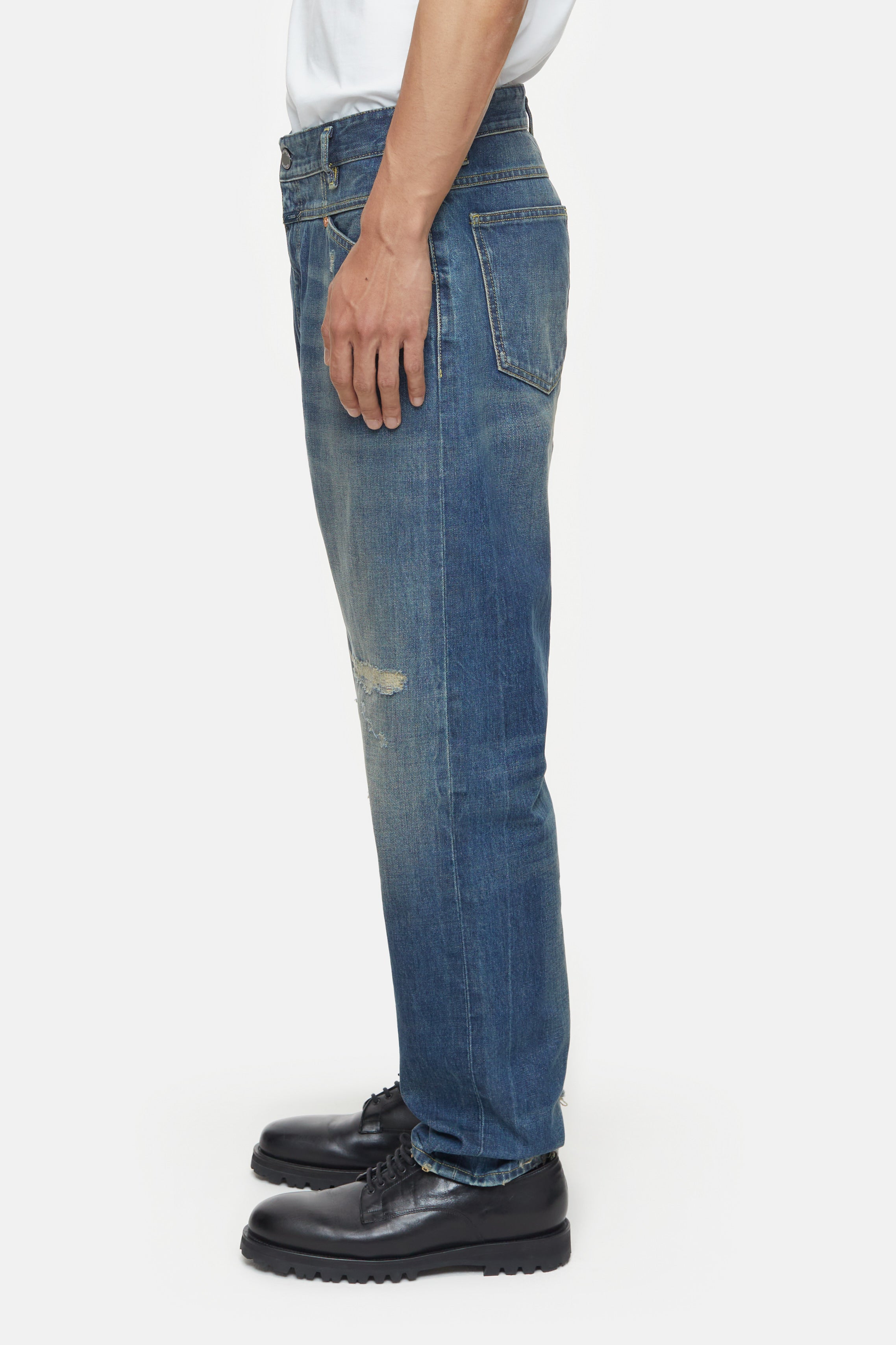 X-LENT TAPERED DENIM