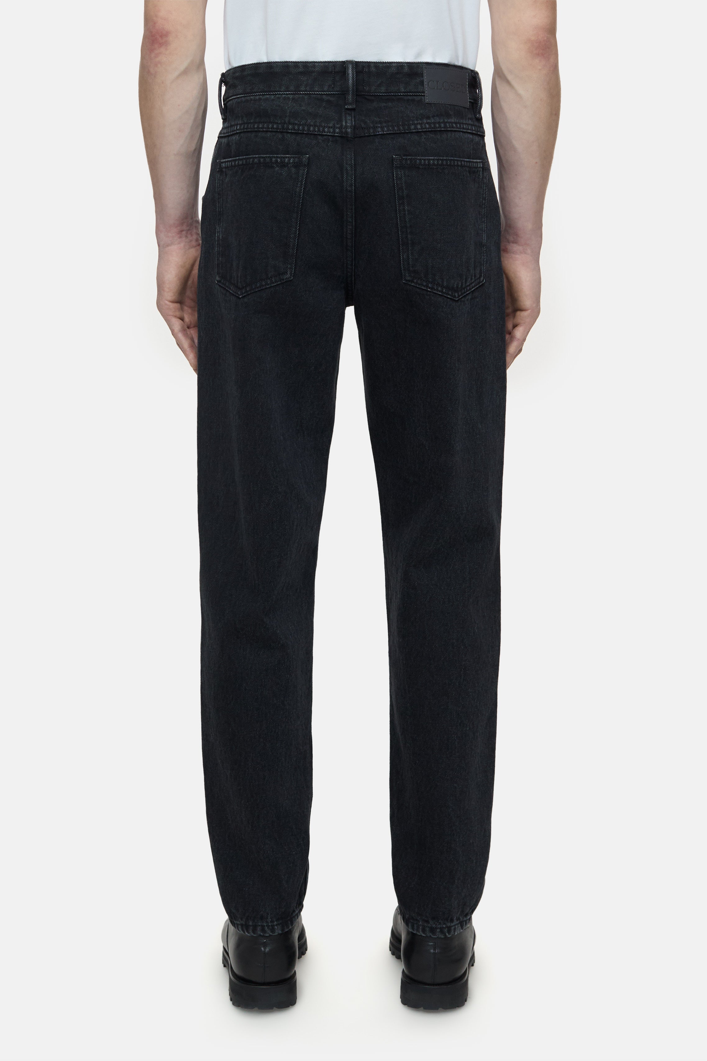 Closed-X-LENT TAPERED-Jeans-Black-Deal-Outlet-by-ARCHIVIST