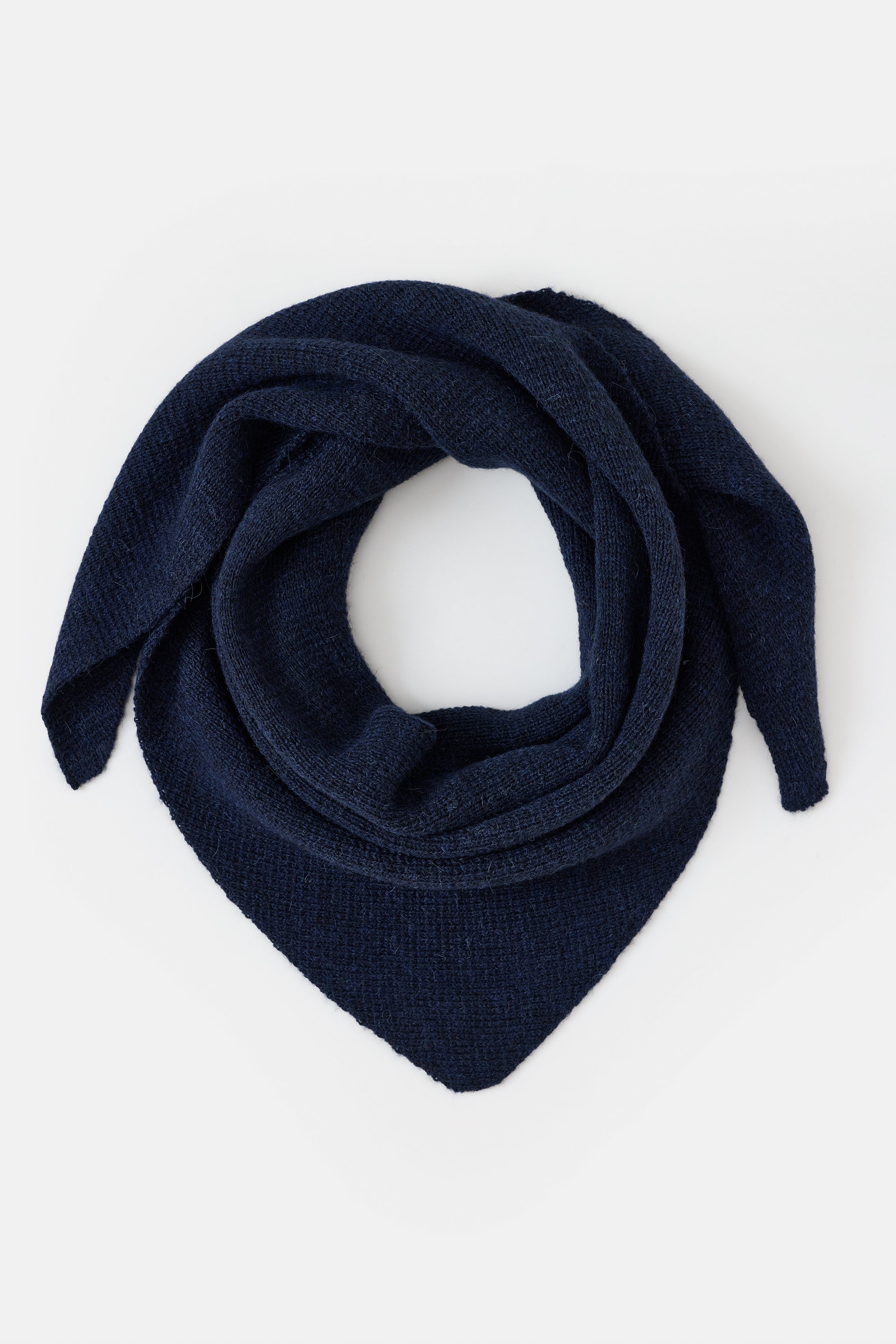 KNITTED SCARF