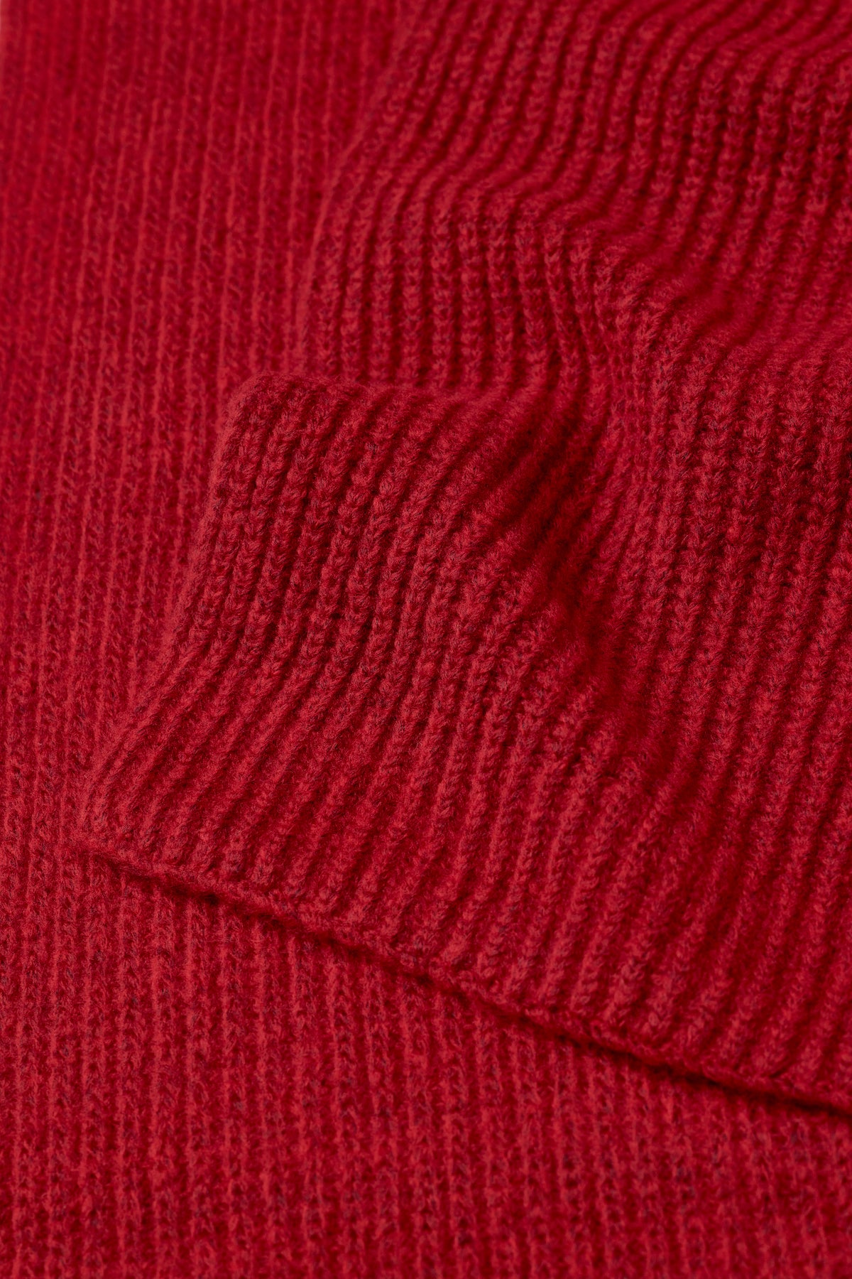 Knitted scarf
