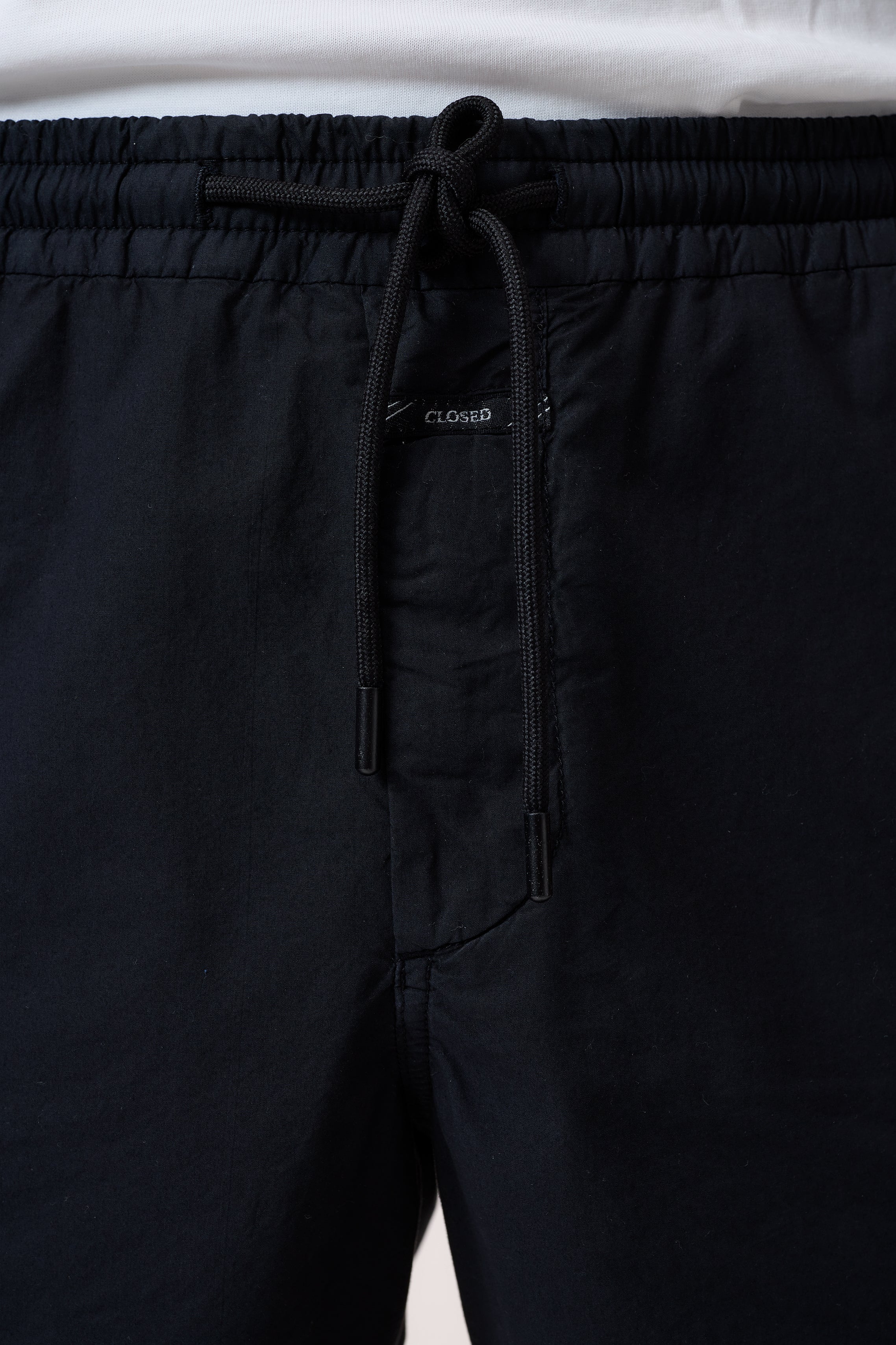 DRAWSTRING SHORTS-Hosen-Closed-ARCHIVIST