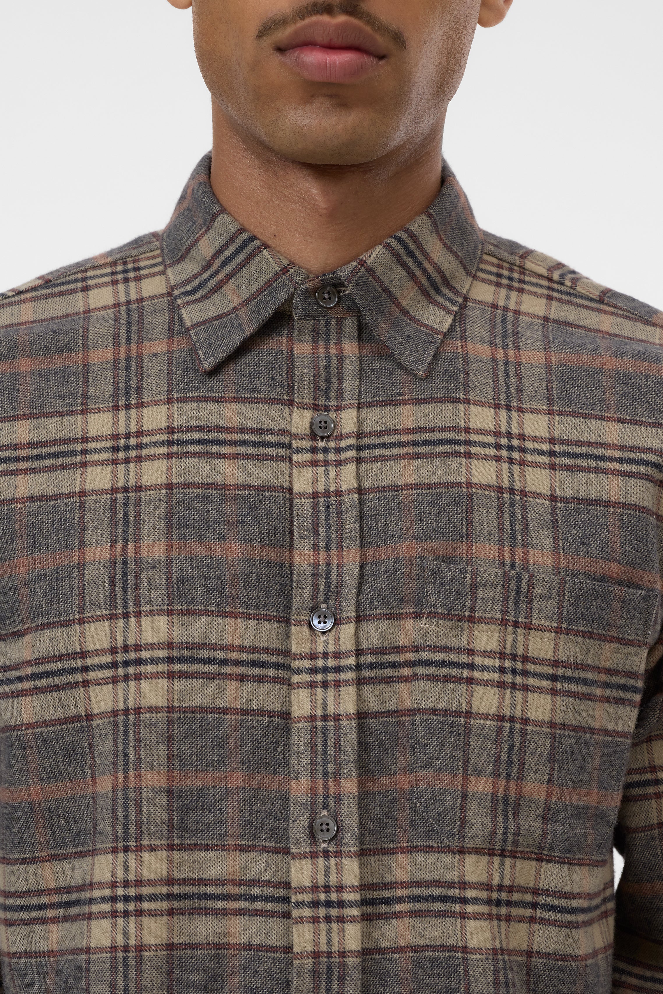 BASIC SHIRT