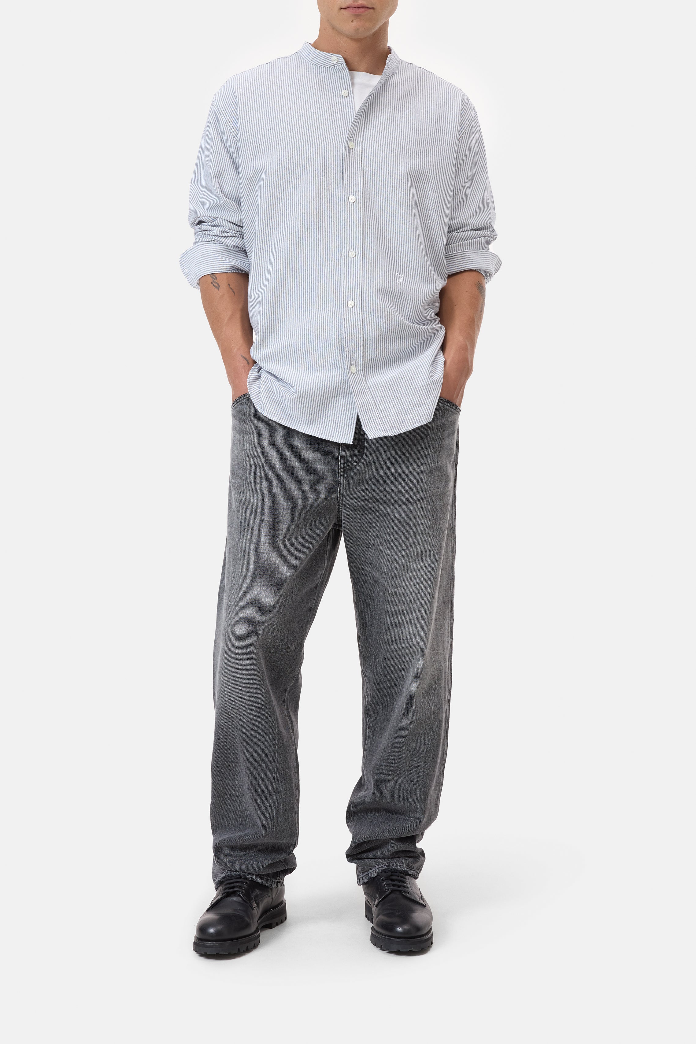 COLLARLESS SHIRT