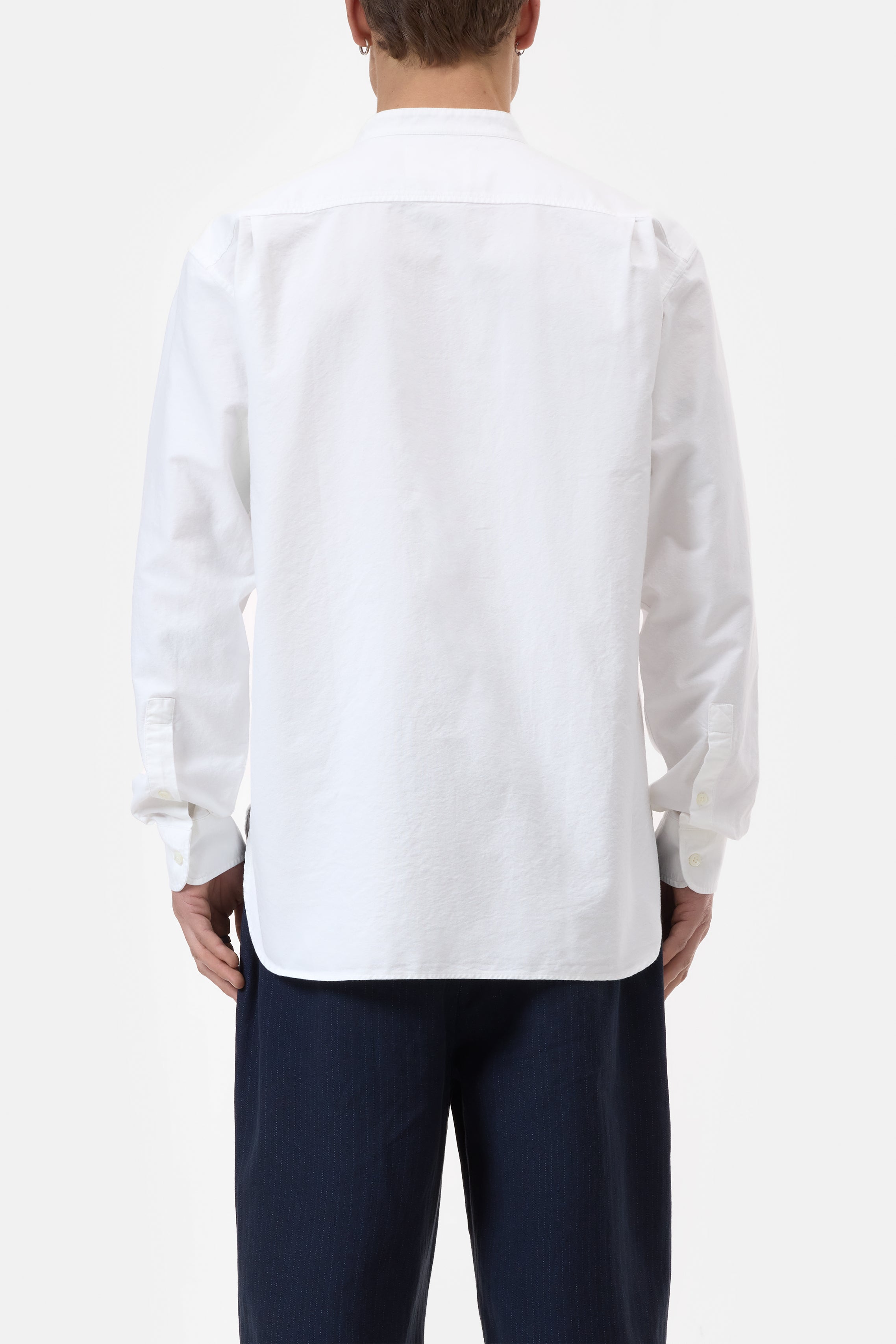 COLLARLESS SHIRT