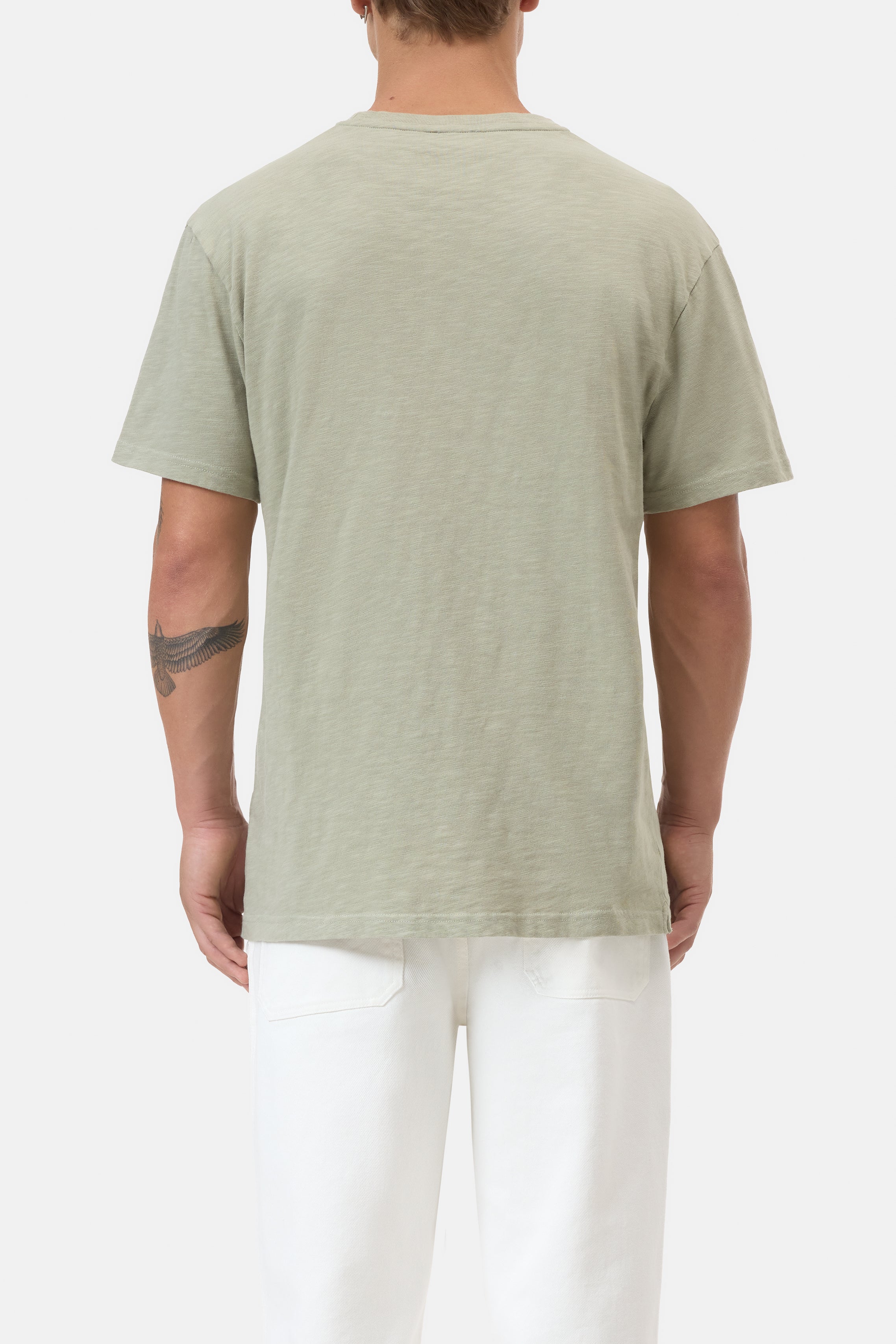 CLASSIC T-SHIRT