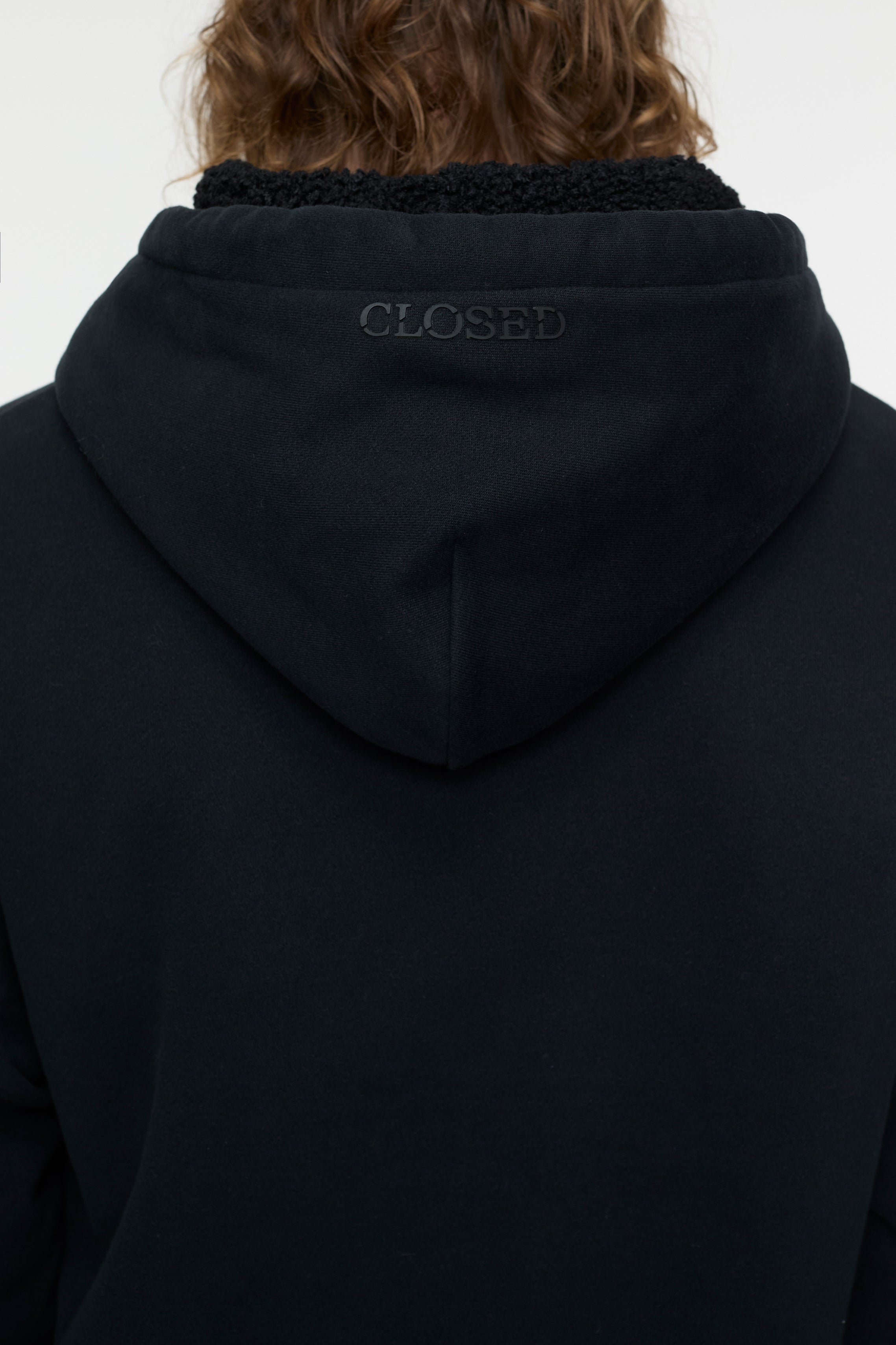 Closed-TEDDY LINED HOODIE-Shirts-Black-Deal-Outlet-by-ARCHIVIST