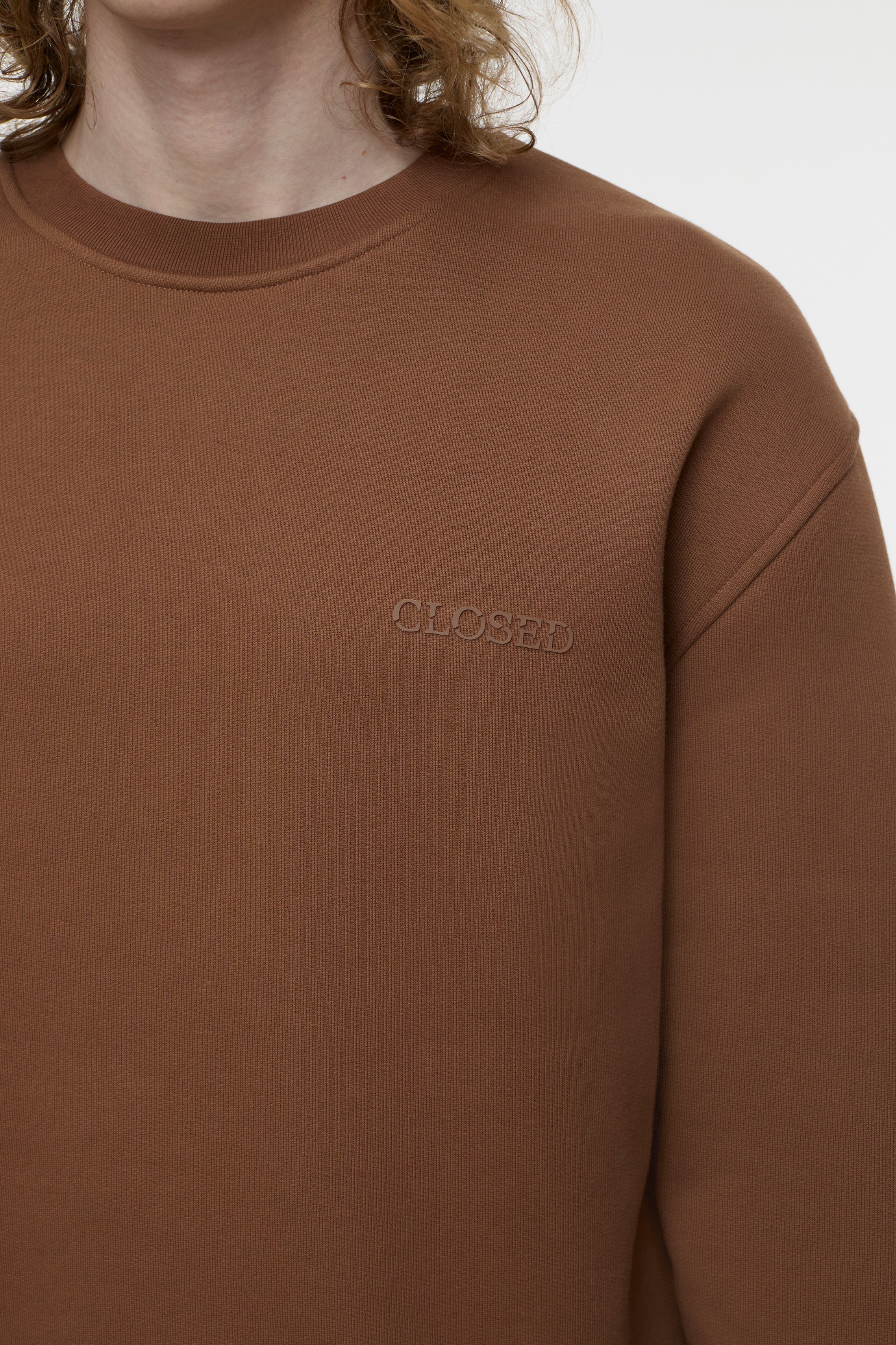 LOGO CREWNECK SWEAT
