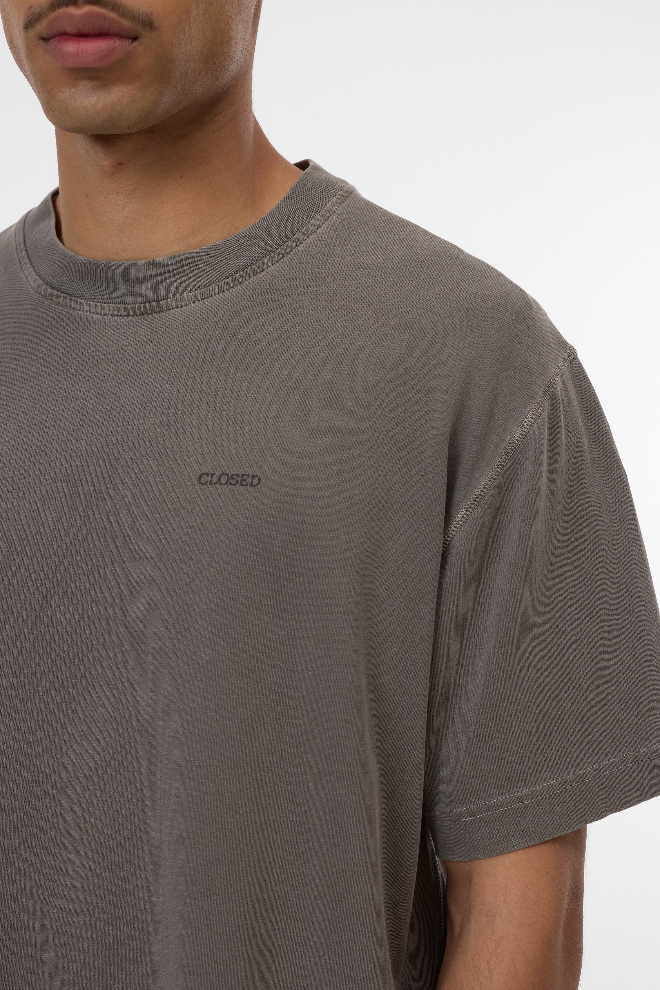LOGO T-SHIRT