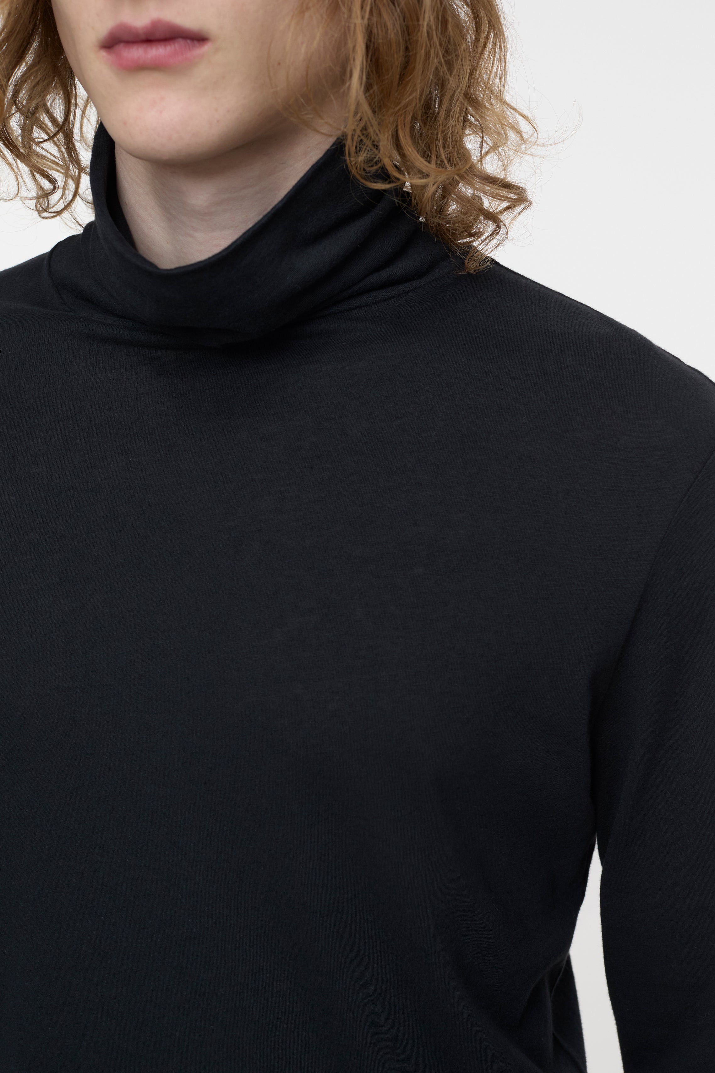 TURTLENECK LONGSLEEVE