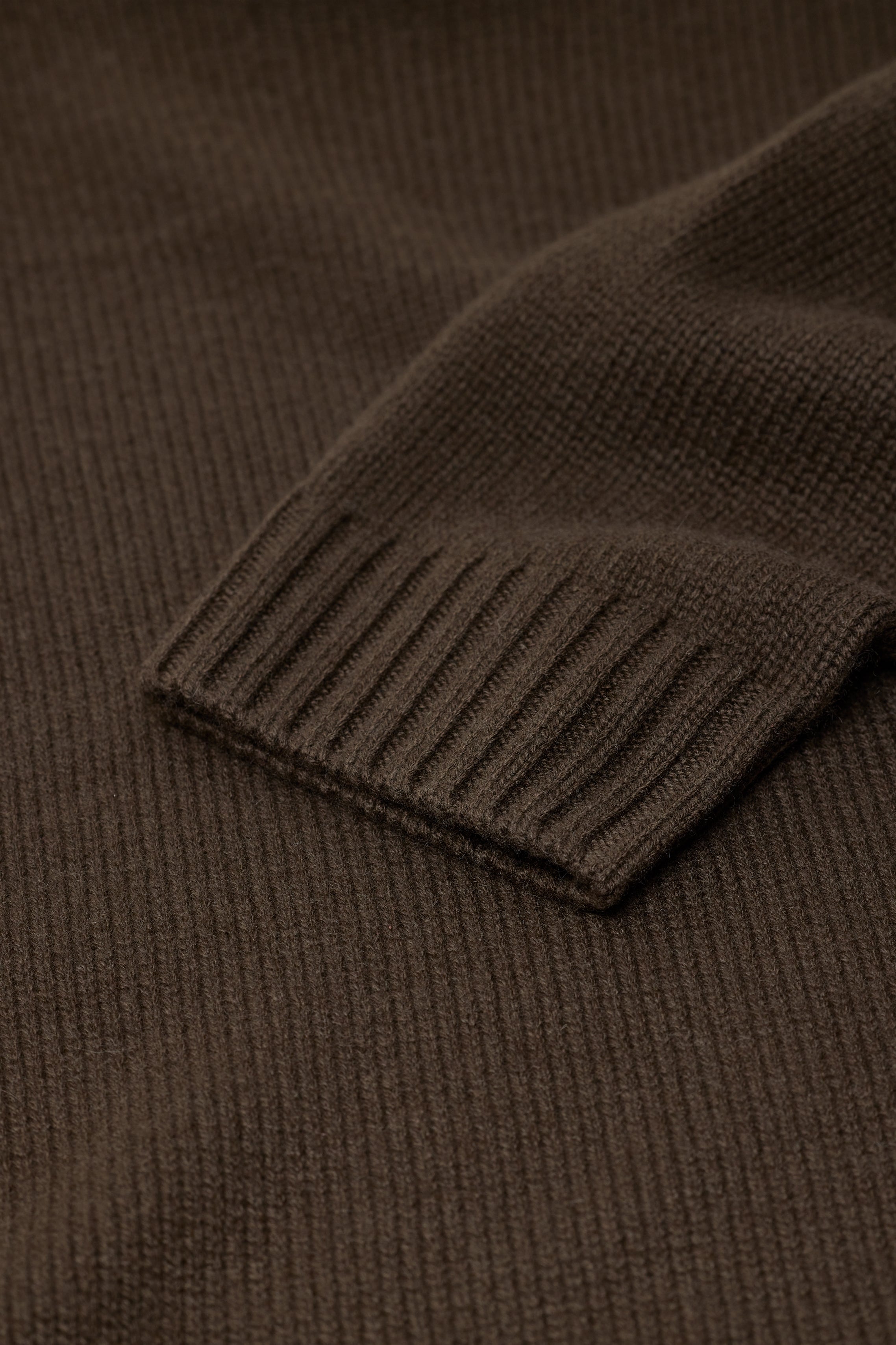 TURTLENECK JUMPER