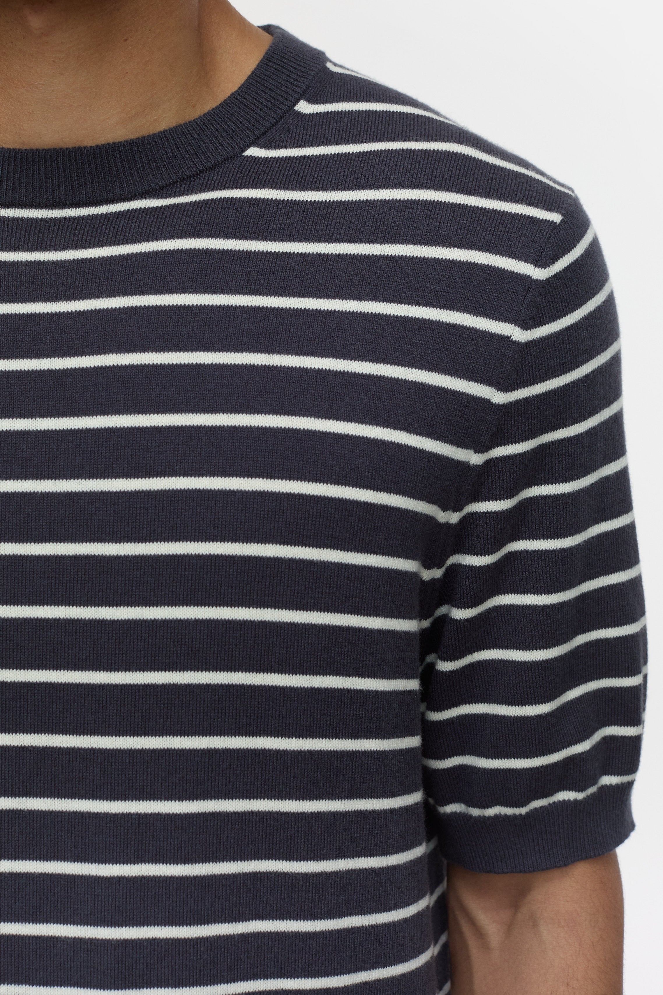 Closed-SHORT SLEEVE KNIT-Strick & Pullover-Black-Deal-Outlet-by-ARCHIVIST